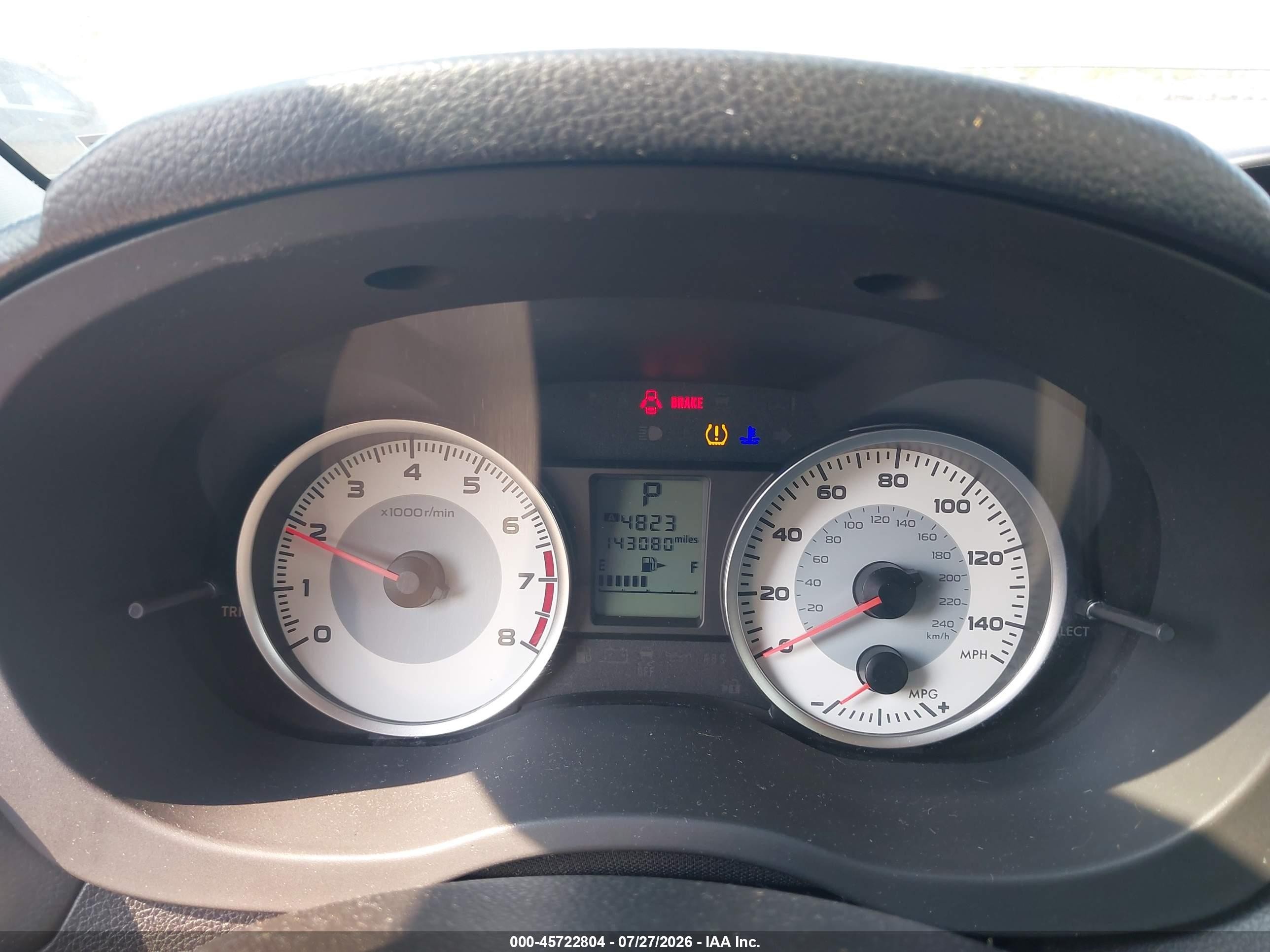 2014 Subaru Impreza 2.0i Silver vin: JF1GJAA68EH024081