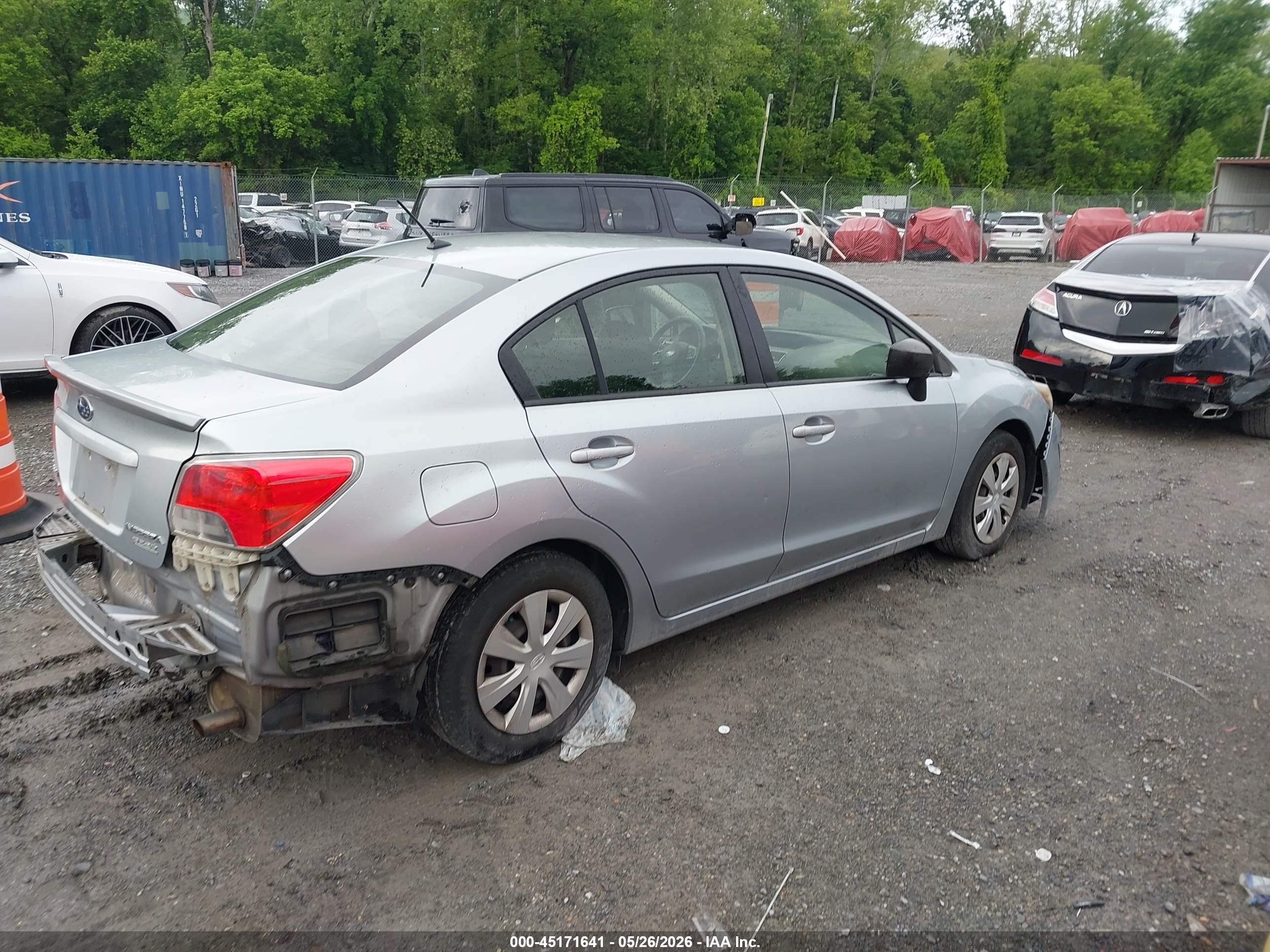 2015 Subaru Impreza 2.0i Silver vin: JF1GJAA68FH002163