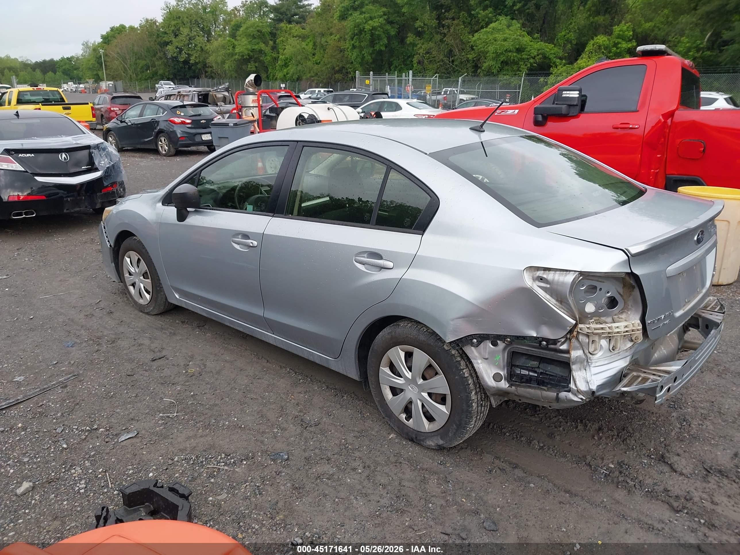 2015 Subaru Impreza 2.0i Silver vin: JF1GJAA68FH002163