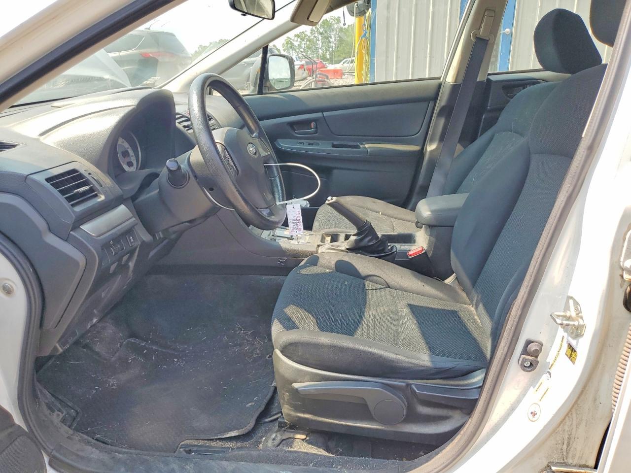 2014 Subaru Impreza Белый vin: JF1GJAA69EH007063