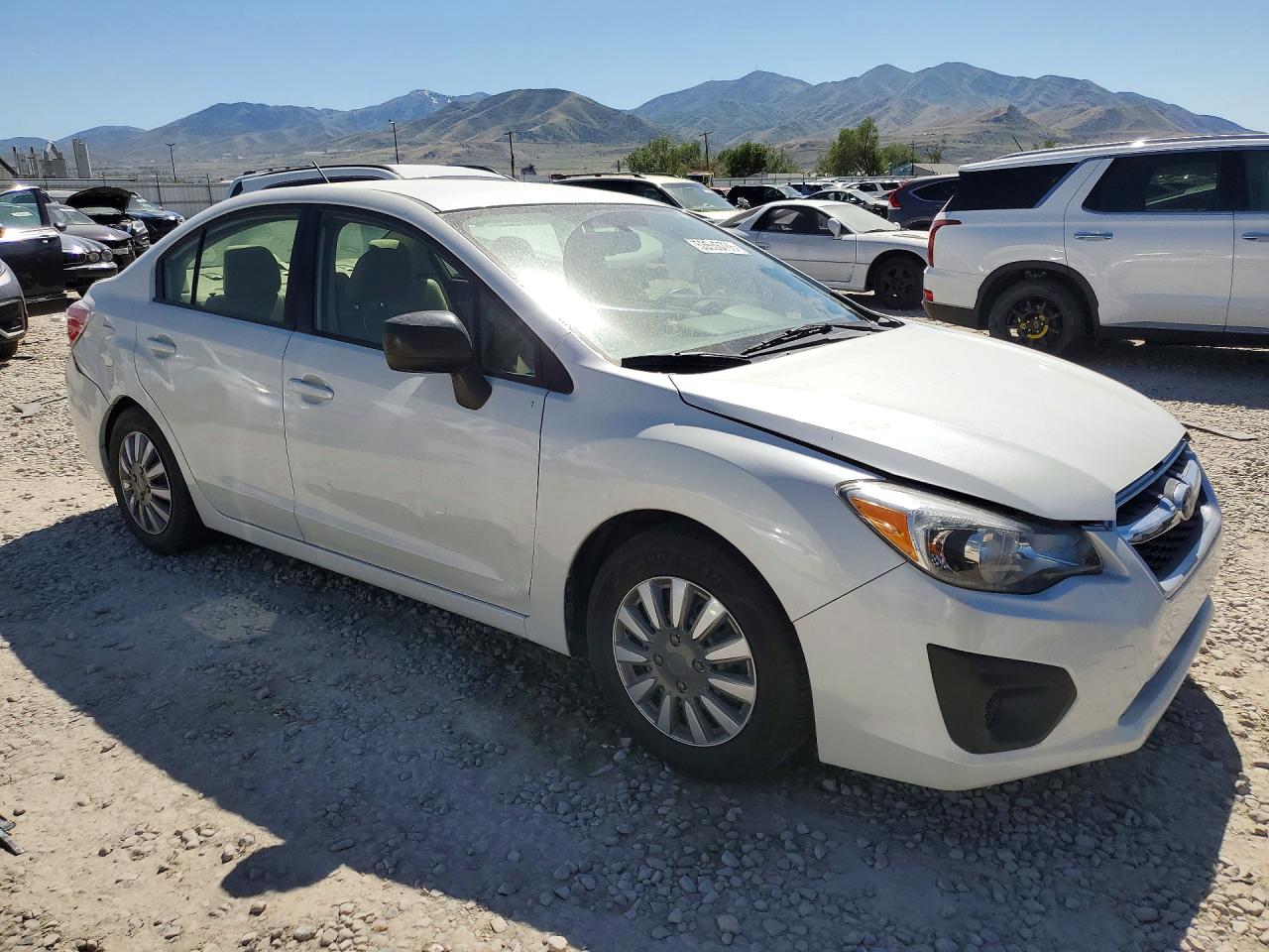 2014 Subaru Impreza White vin: JF1GJAA69EH009895