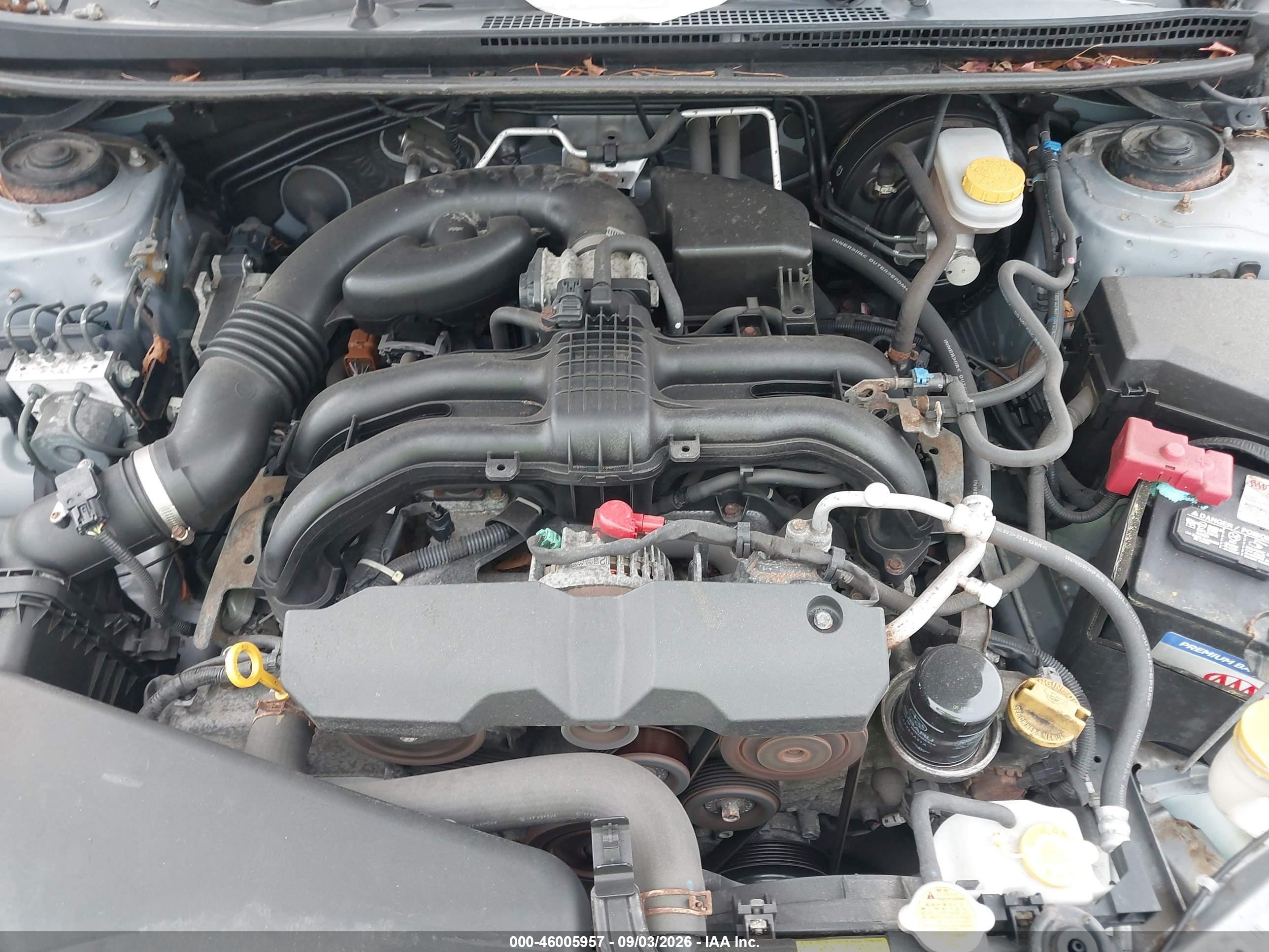 2014 Subaru Impreza 2.0i Silver vin: JF1GJAA69EH025904