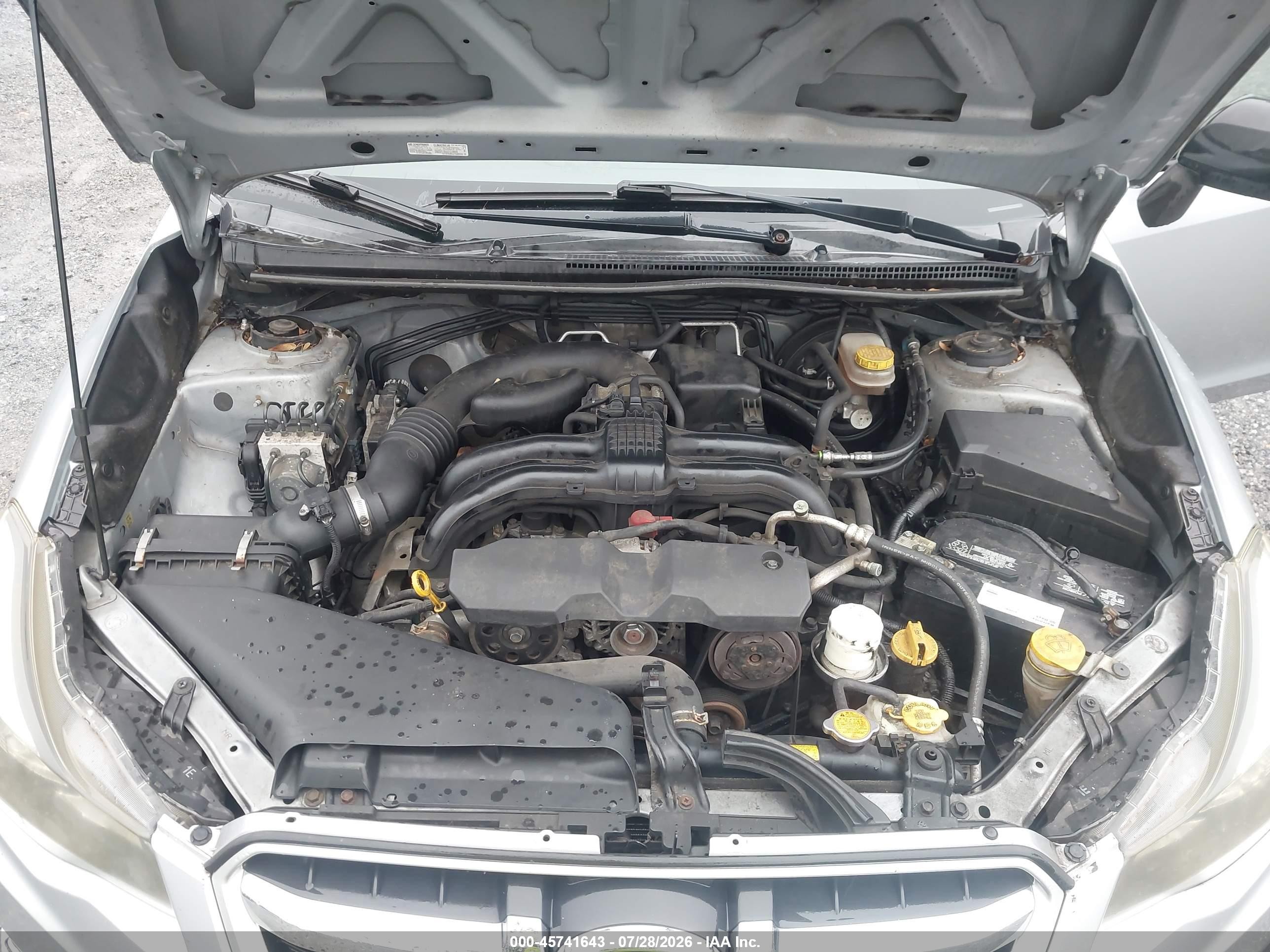 2012 Subaru Impreza 2.0i Silver vin: JF1GJAA6XCG015904