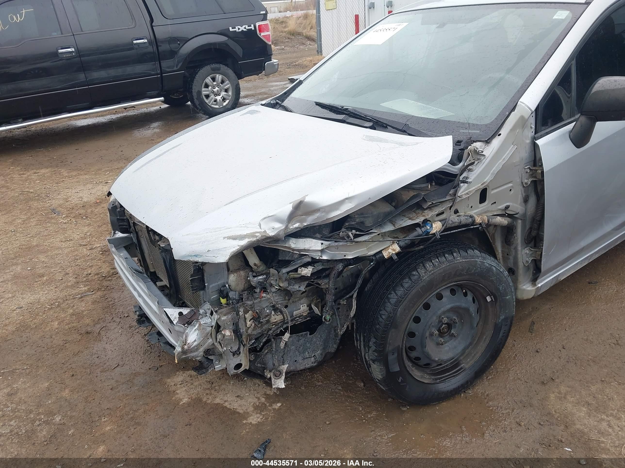 2012 Subaru Impreza 2.0i Silver vin: JF1GJAA6XCH019123