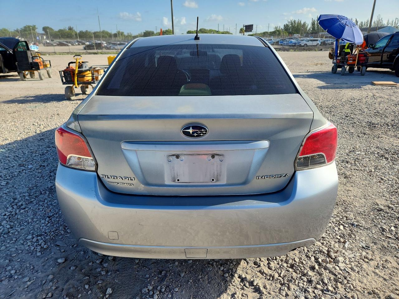 2013 Subaru Impreza Silver vin: JF1GJAA6XDH009063