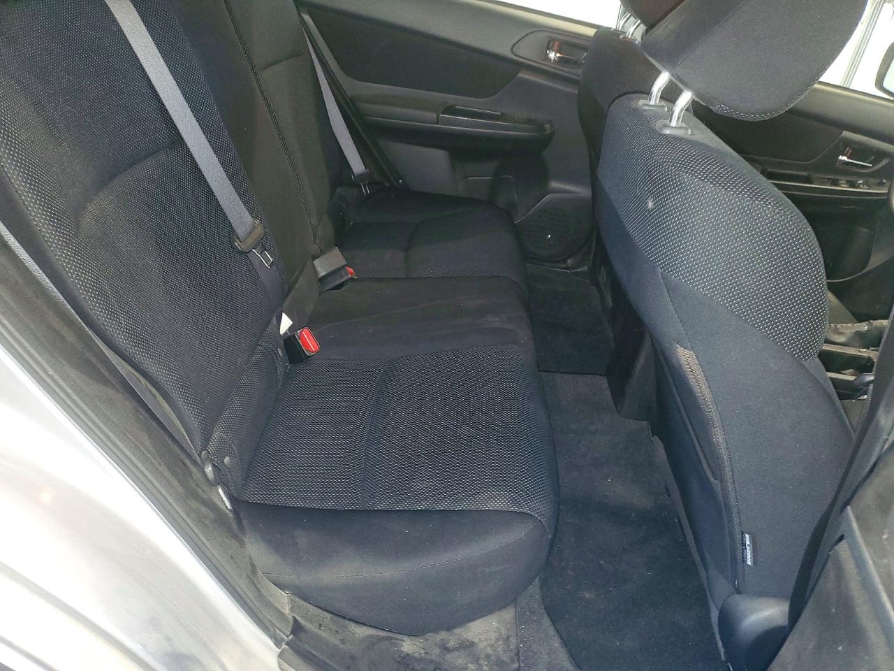 2013 Subaru Impreza Premium Silver vin: JF1GJAB65DH008692
