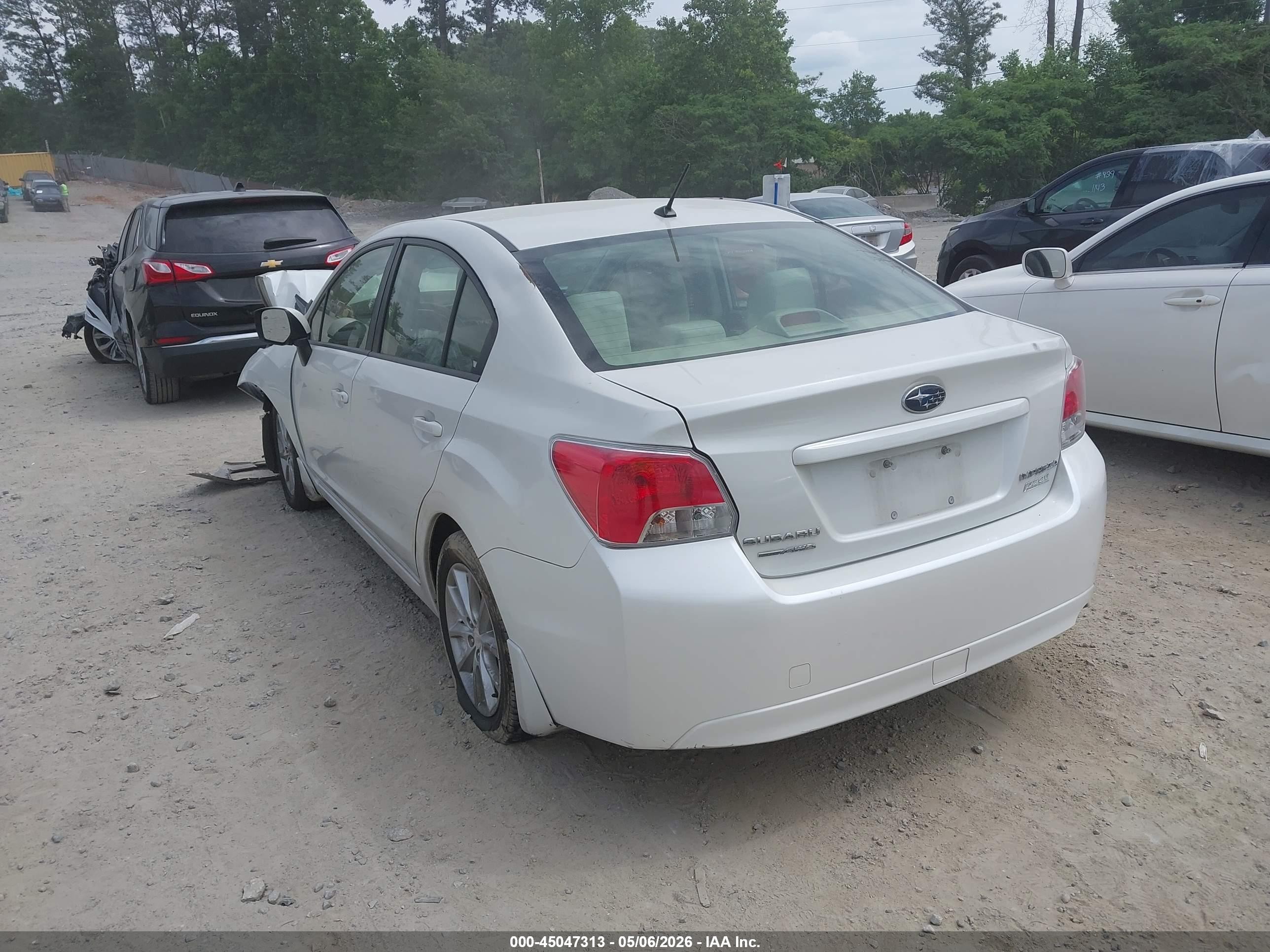 2014 Subaru Impreza 2.0i Premium White vin: JF1GJAB68EH016089