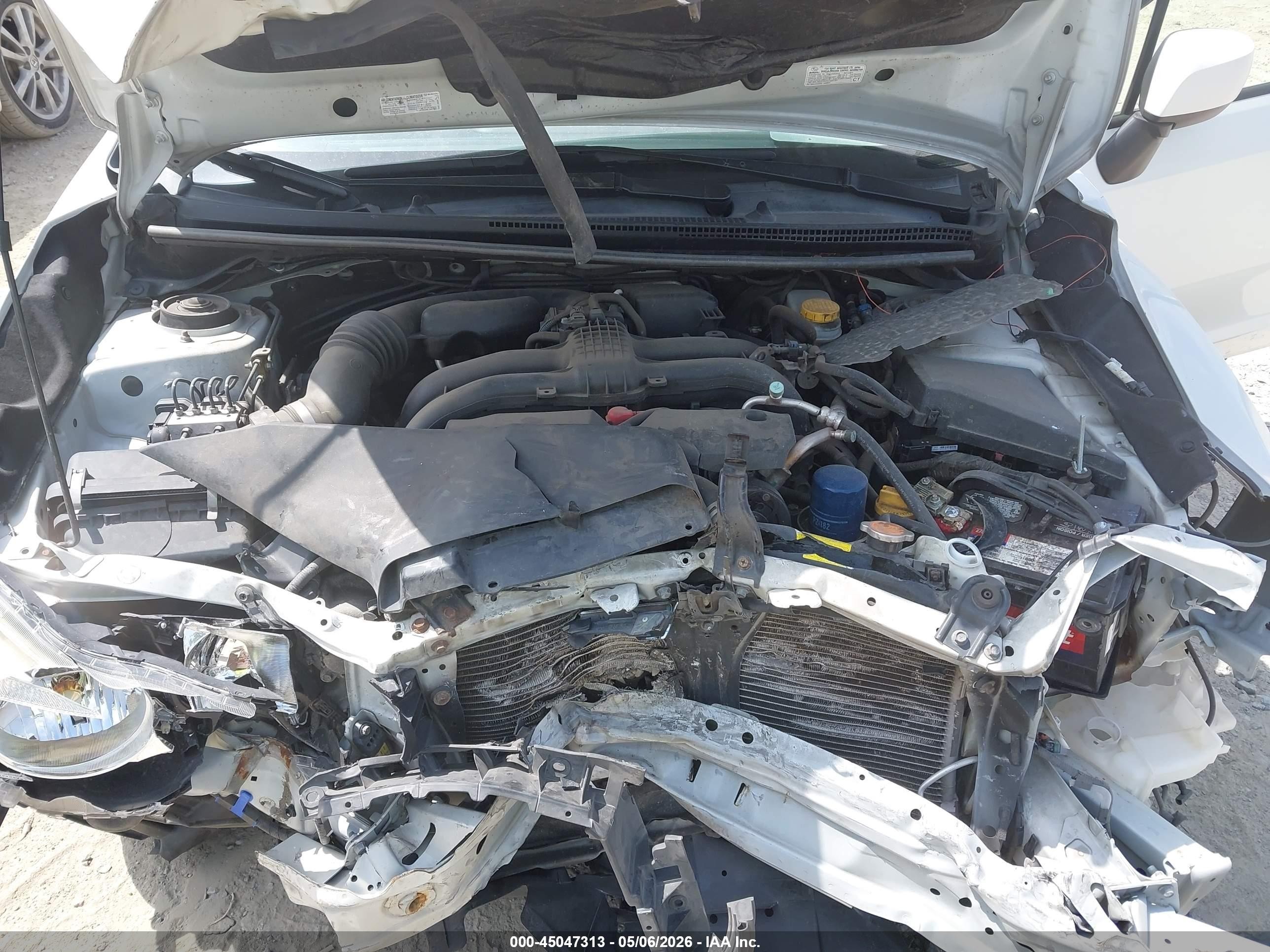 2014 Subaru Impreza 2.0i Premium White vin: JF1GJAB68EH016089