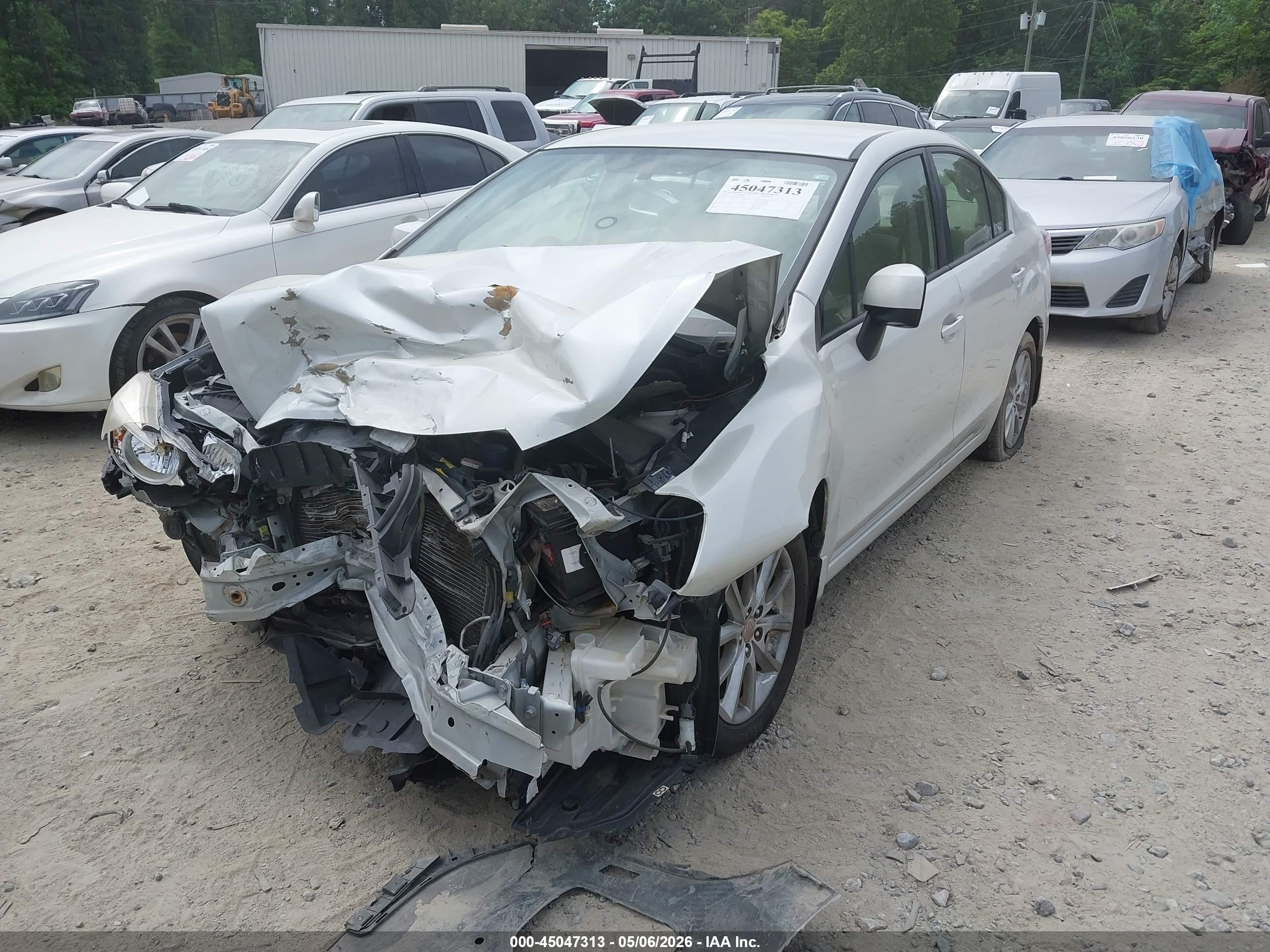 2014 Subaru Impreza 2.0i Premium White vin: JF1GJAB68EH016089