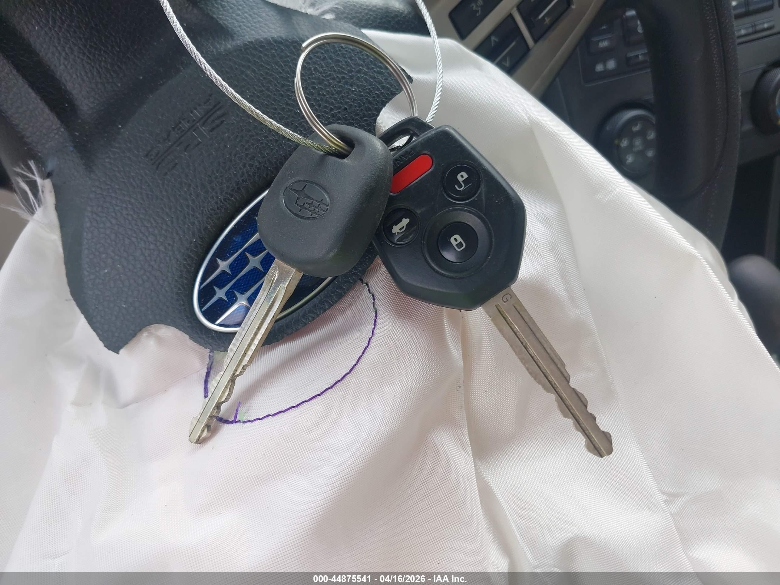 2014 Subaru Impreza 2.0i Premium Зеленый vin: JF1GJAB69EH020068