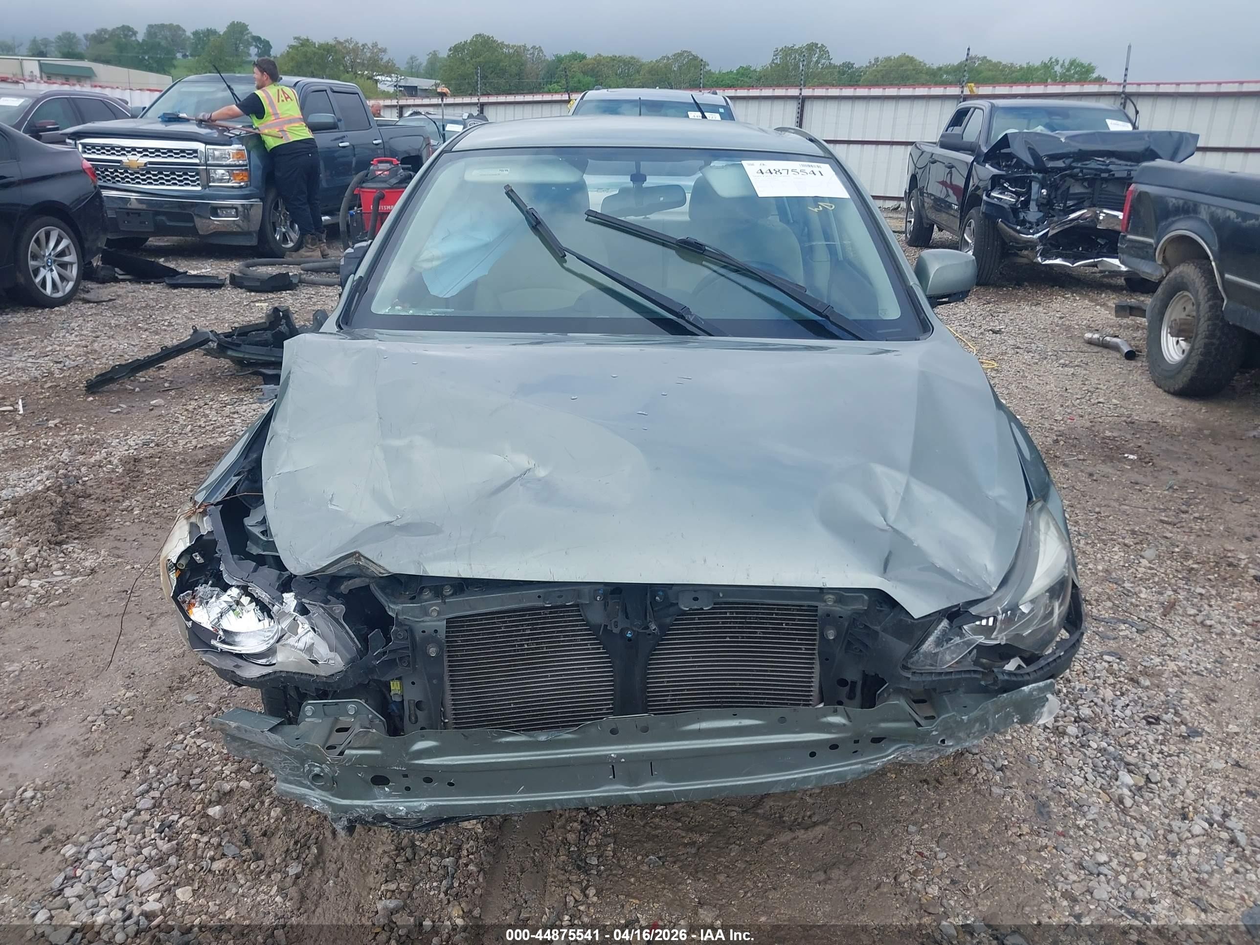 2014 Subaru Impreza 2.0i Premium Зеленый vin: JF1GJAB69EH020068