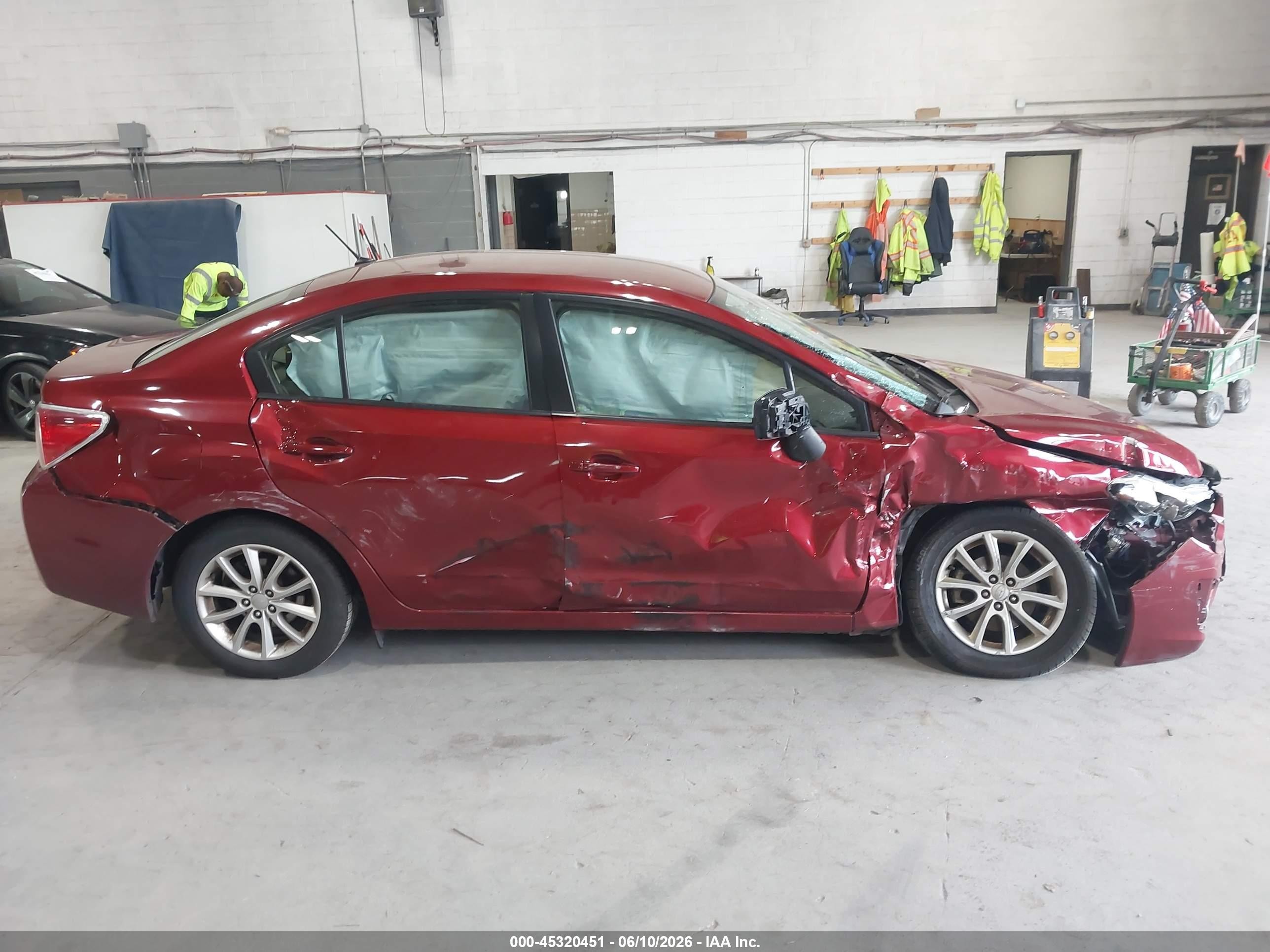 2013 Subaru Impreza 2.0i Premium Red vin: JF1GJAC60DH007187