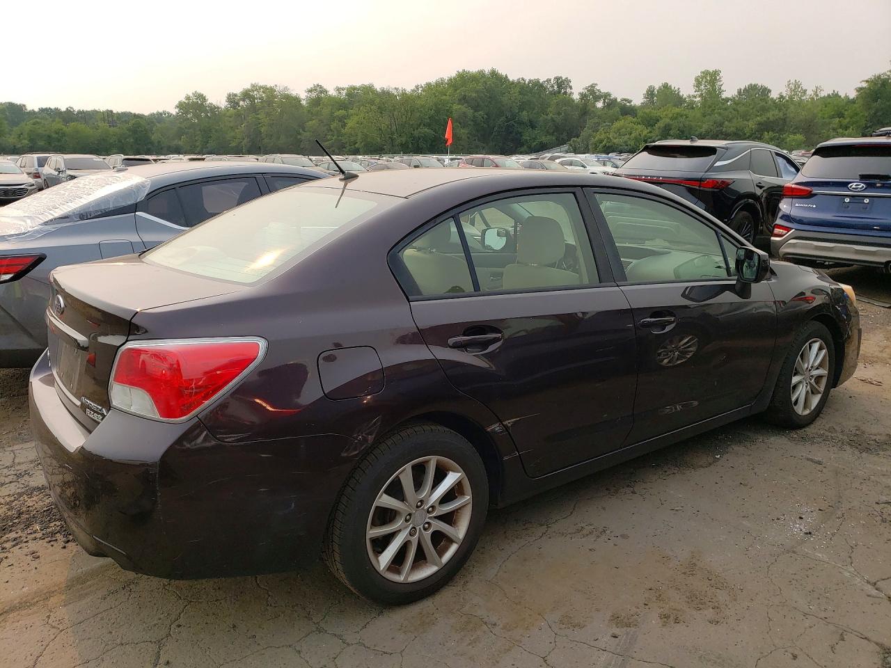 2013 Subaru Impreza Premium Burgundy vin: JF1GJAC60DH021560