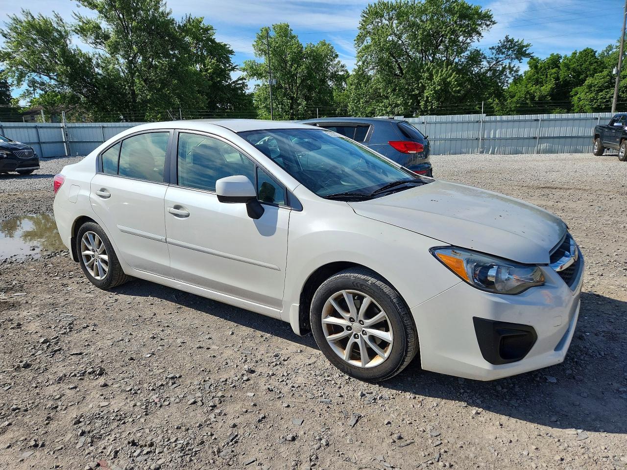 2014 Subaru Impreza Premium White vin: JF1GJAC60EH006431