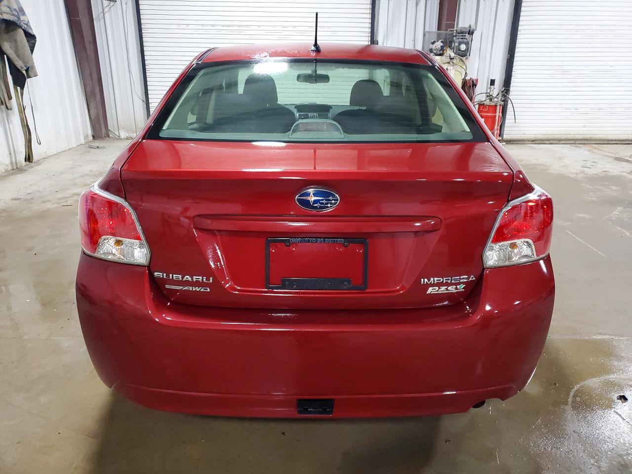 2014 Subaru Impreza Premium Red vin: JF1GJAC60EH010639