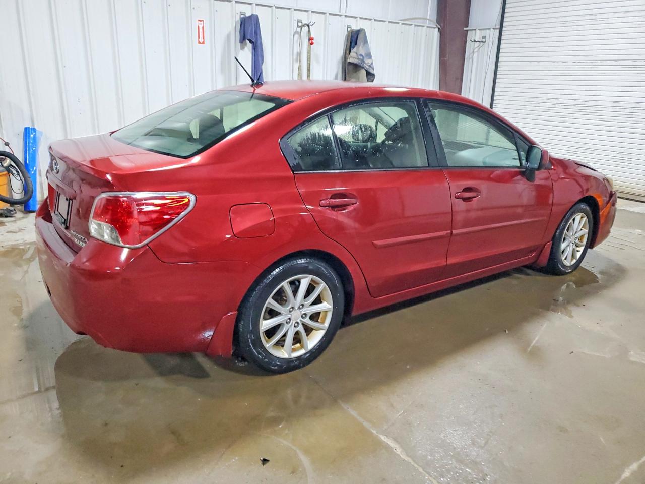 2014 Subaru Impreza Premium Red vin: JF1GJAC60EH010639