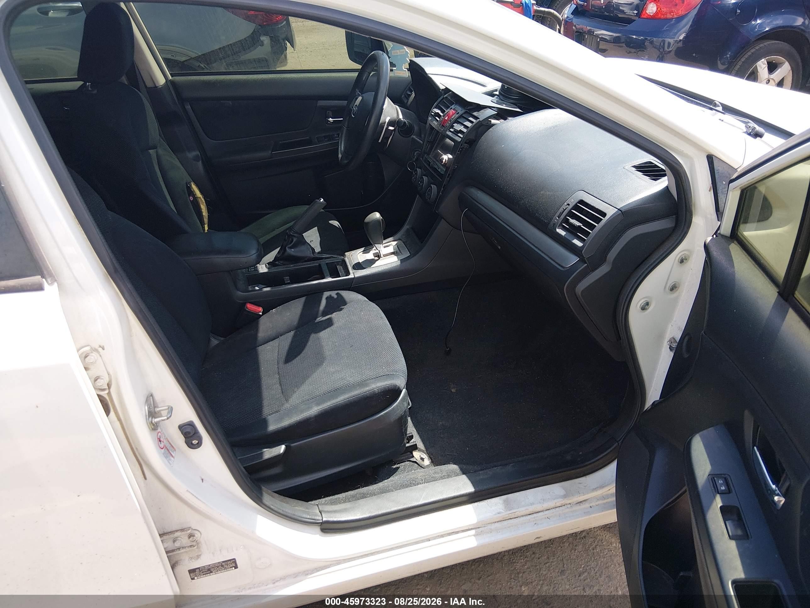 2014 Subaru Impreza 2.0i Premium Белый vin: JF1GJAC60EH024069