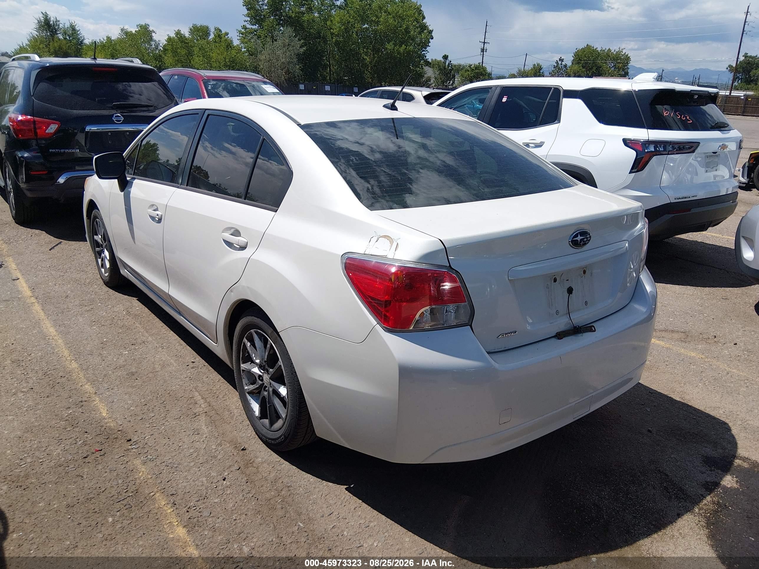 2014 Subaru Impreza 2.0i Premium Белый vin: JF1GJAC60EH024069
