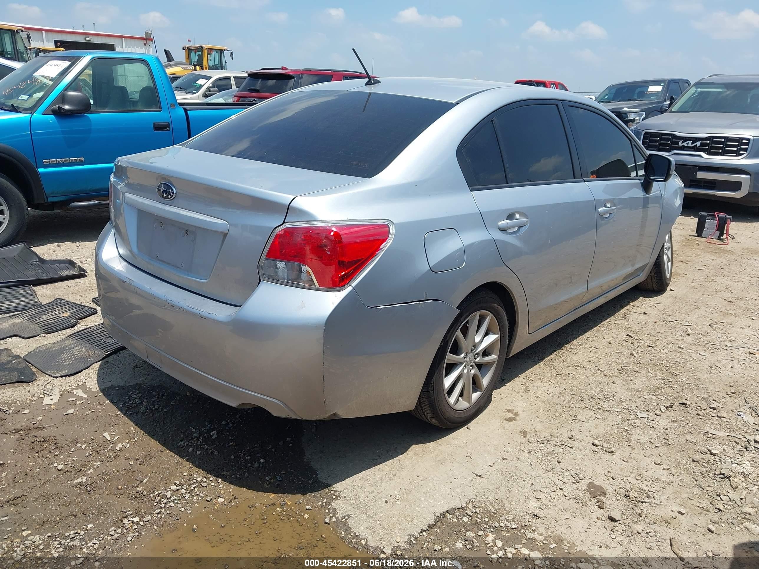 2012 Subaru Impreza 2.0i Premium Silver vin: JF1GJAC61CH030055