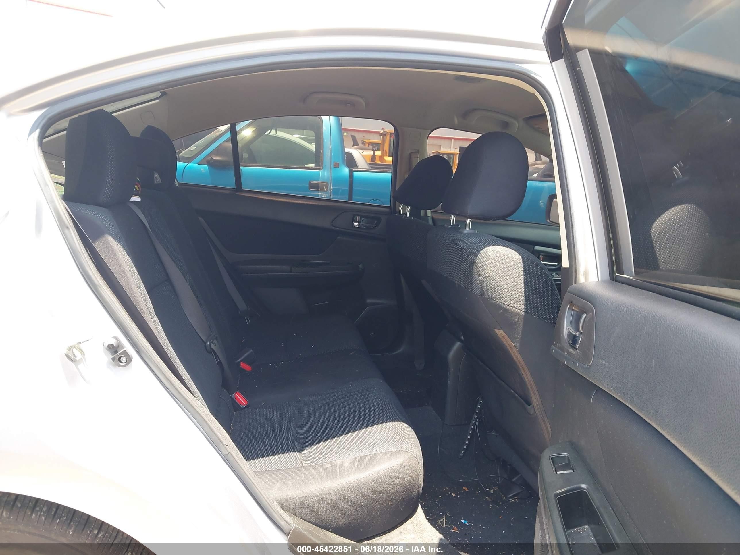 2012 Subaru Impreza 2.0i Premium Silver vin: JF1GJAC61CH030055