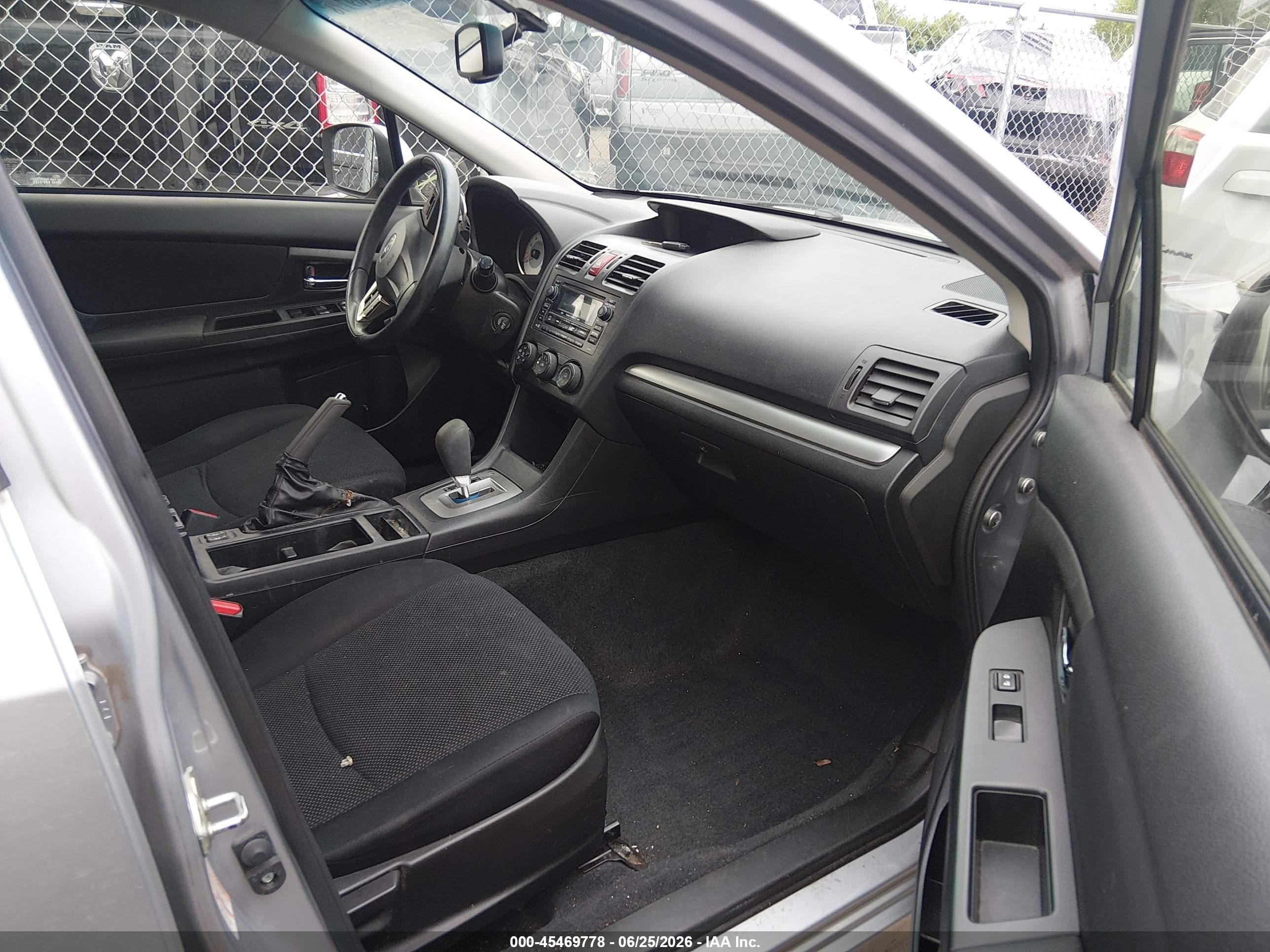 2014 Subaru Impreza 2.0i Premium Gray vin: JF1GJAC61EH015090
