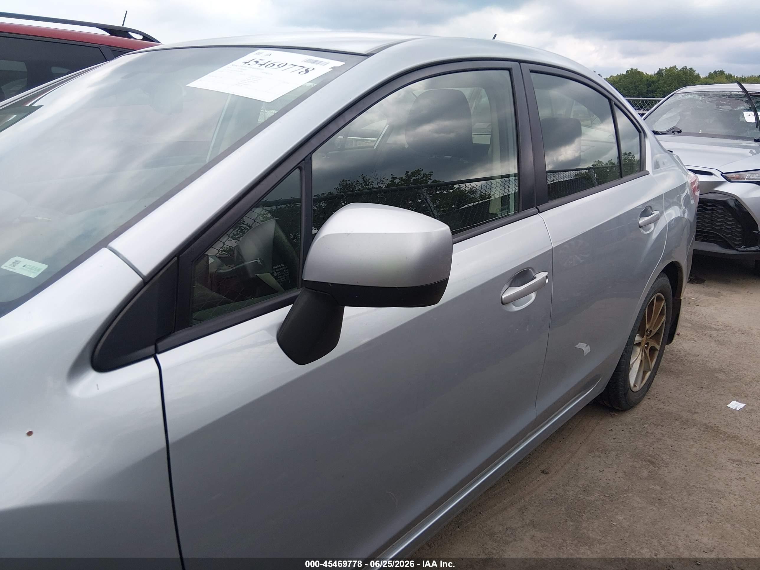 2014 Subaru Impreza 2.0i Premium Gray vin: JF1GJAC61EH015090