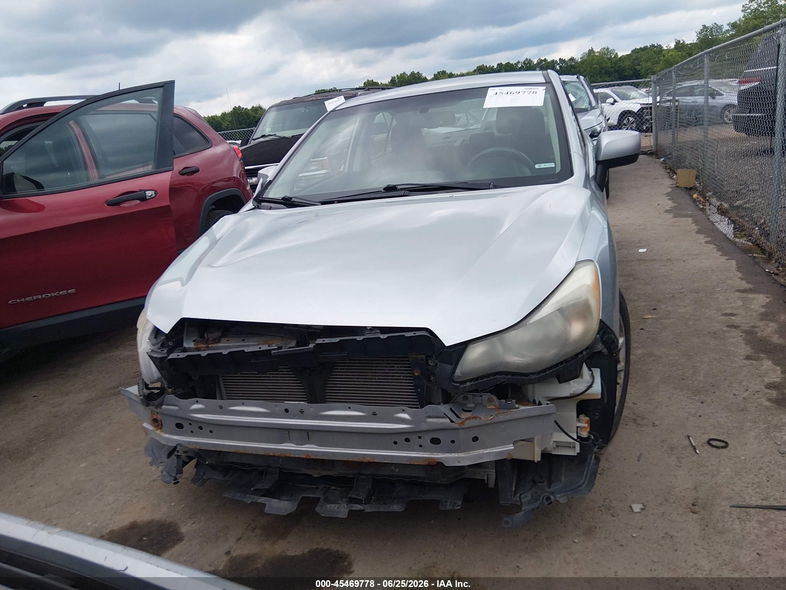 2014 Subaru Impreza 2.0i Premium Gray vin: JF1GJAC61EH015090