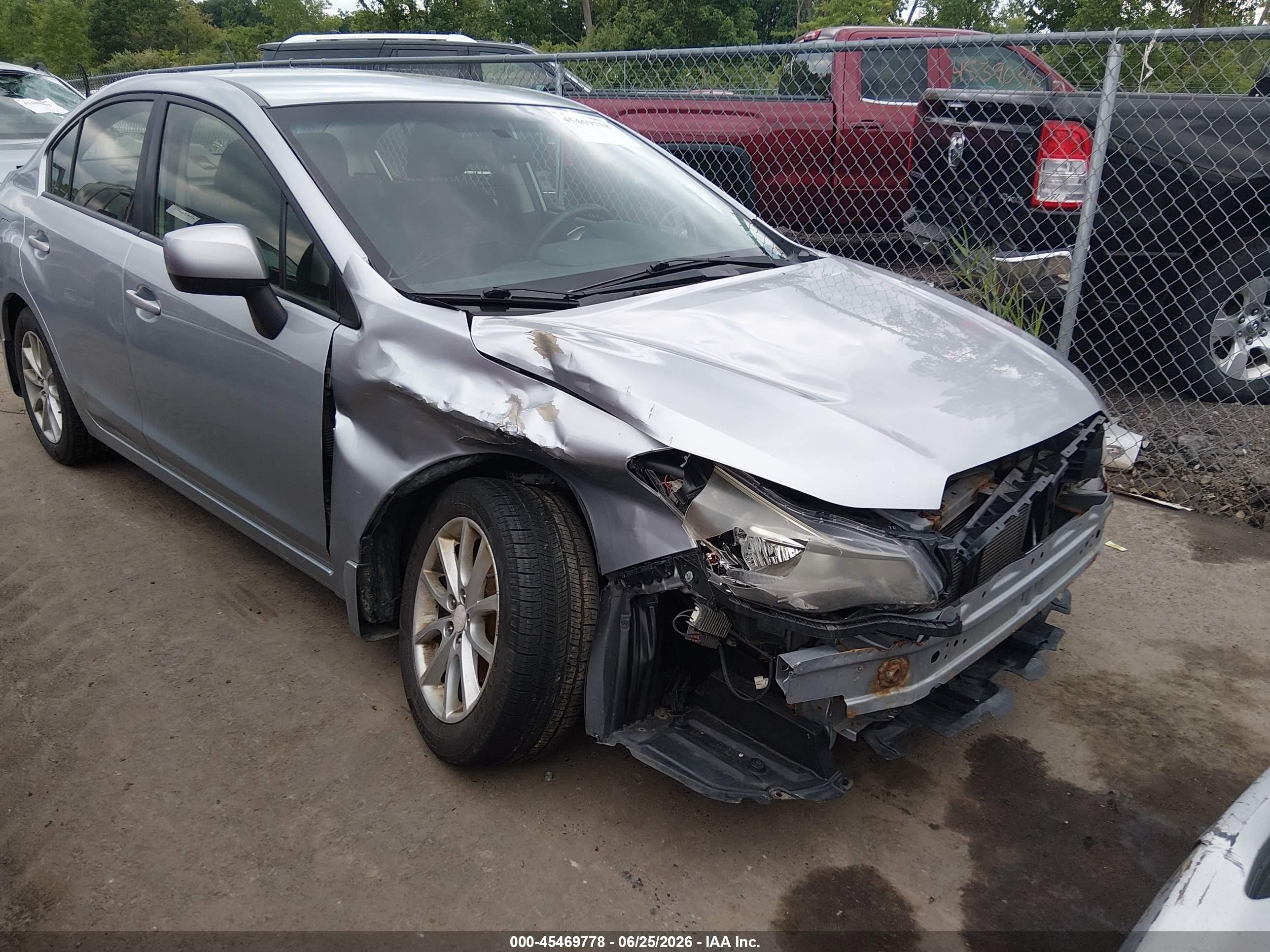 2014 Subaru Impreza 2.0i Premium Gray vin: JF1GJAC61EH015090