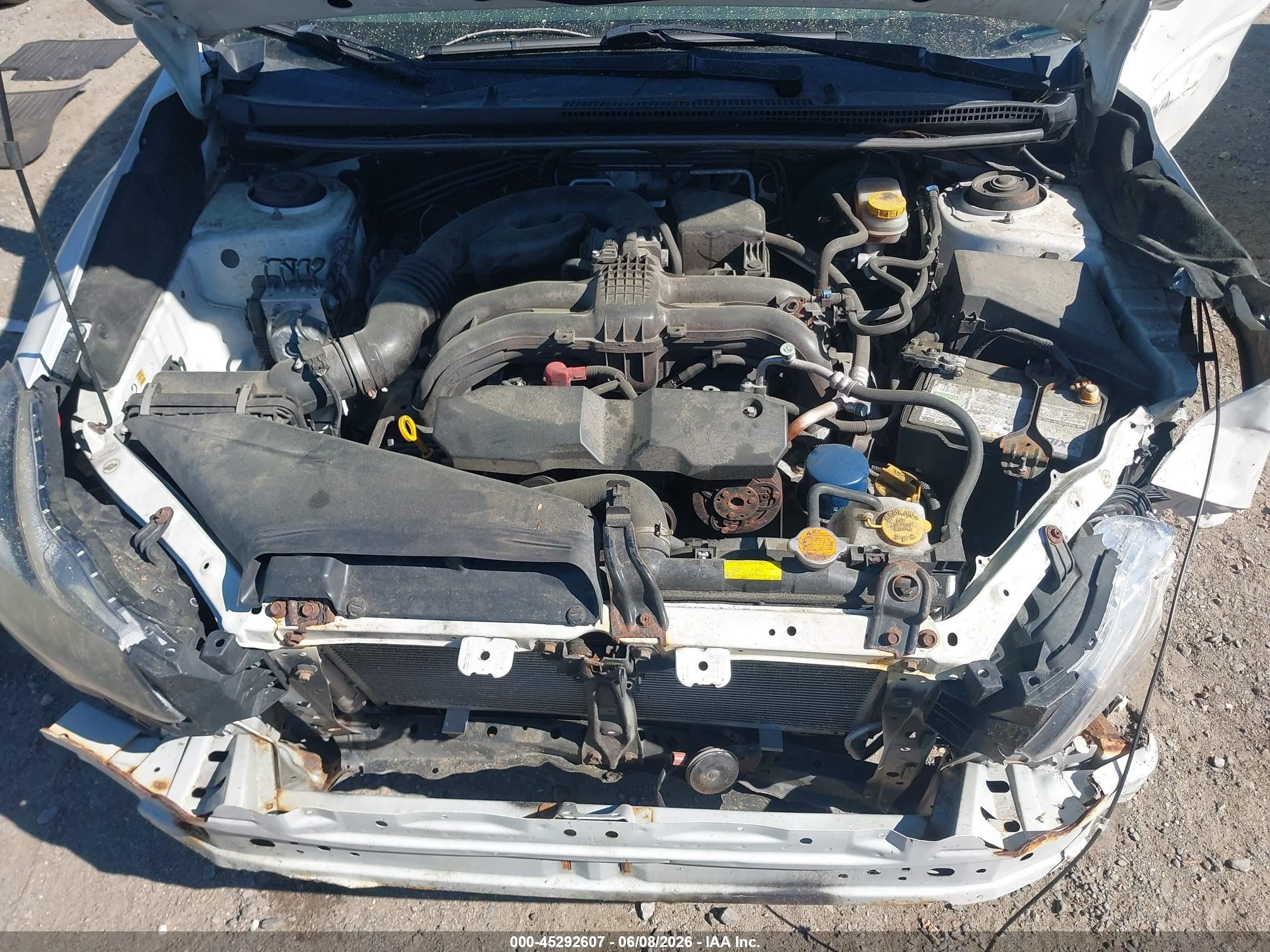 2015 Subaru Impreza 2.0i Premium Белый vin: JF1GJAC61FH017245