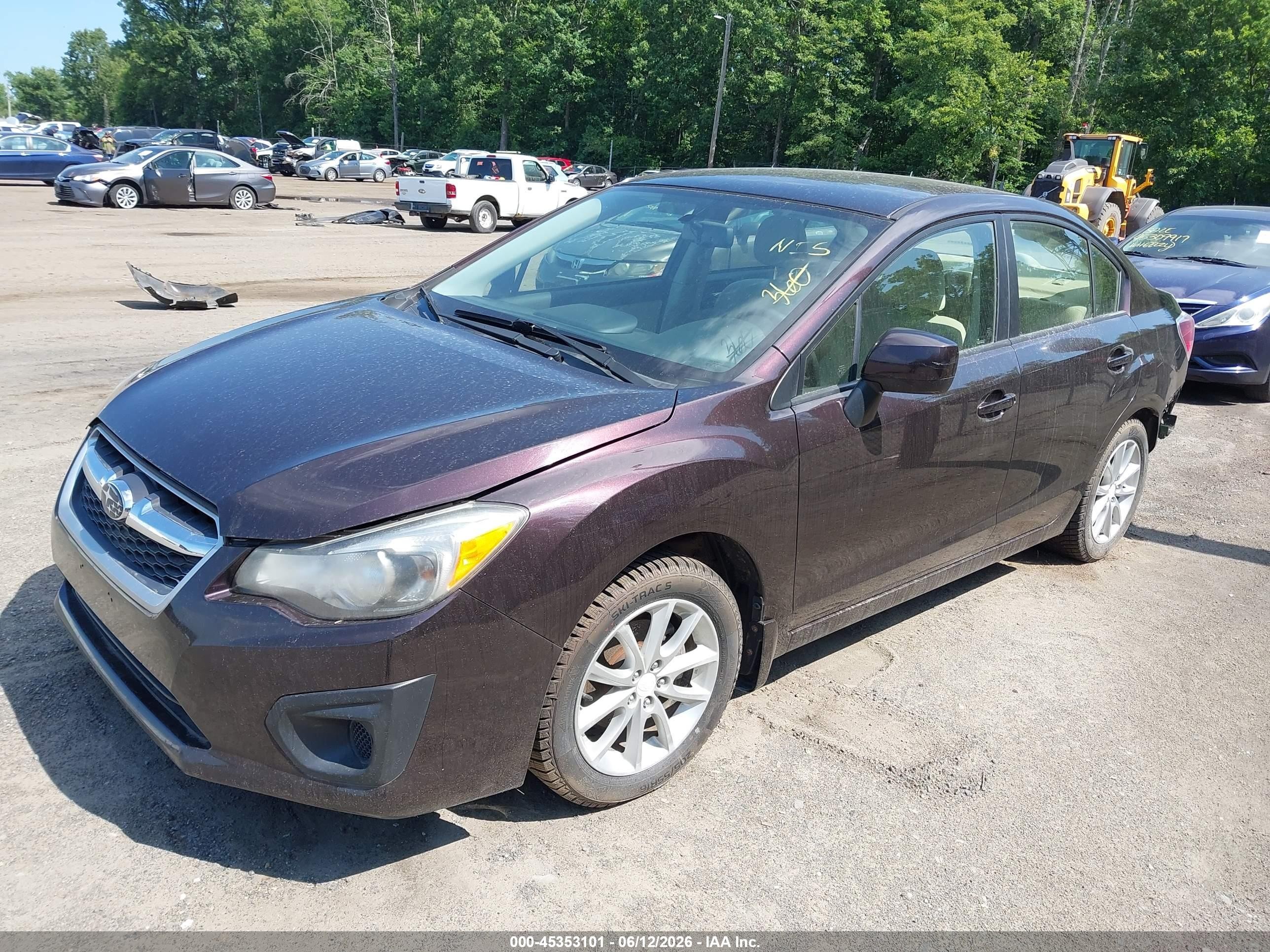 2013 Subaru Impreza 2.0i Premium Burgundy vin: JF1GJAC62DG030671