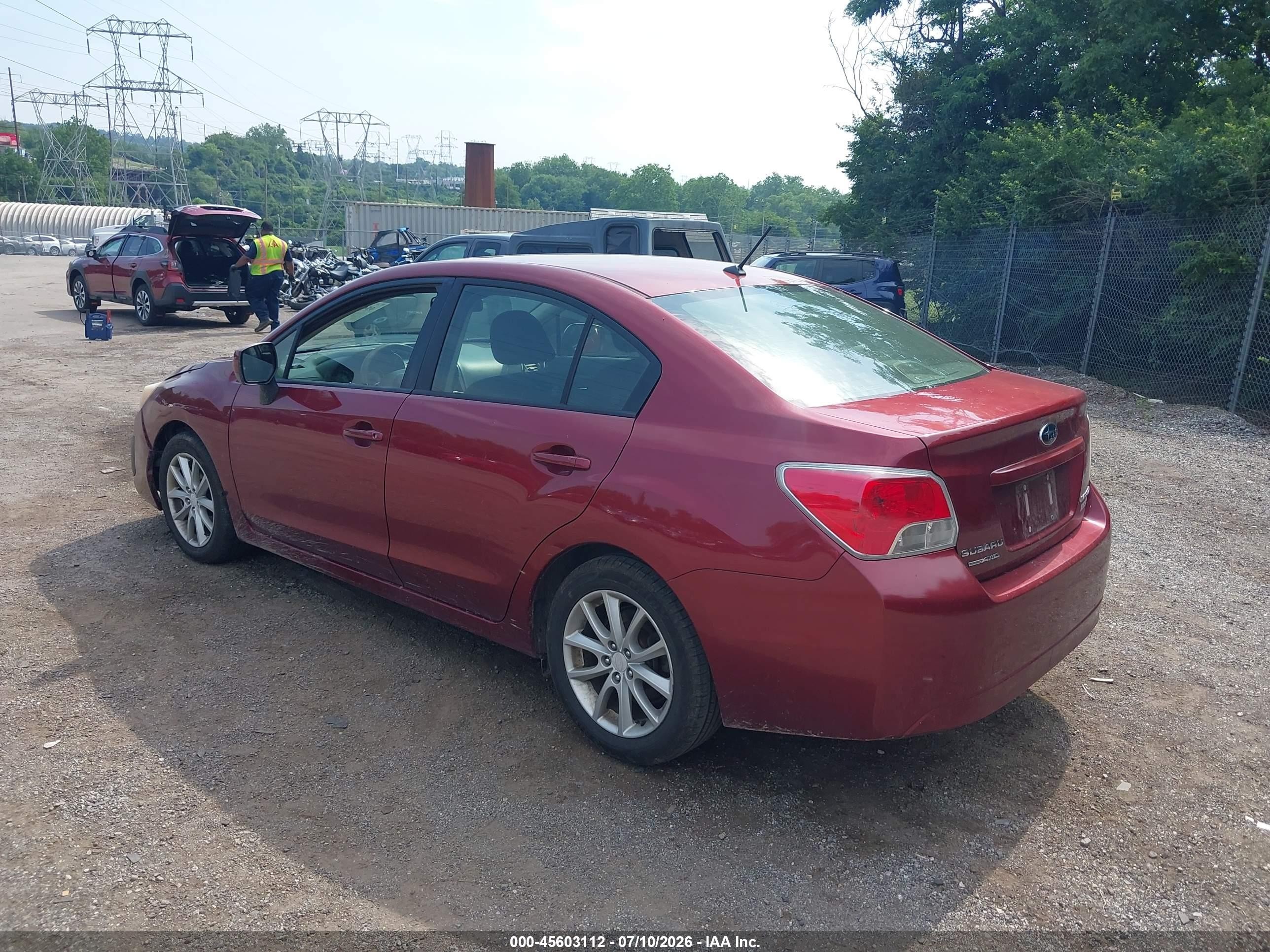2014 Subaru Impreza 2.0i Premium Red vin: JF1GJAC62EH009282