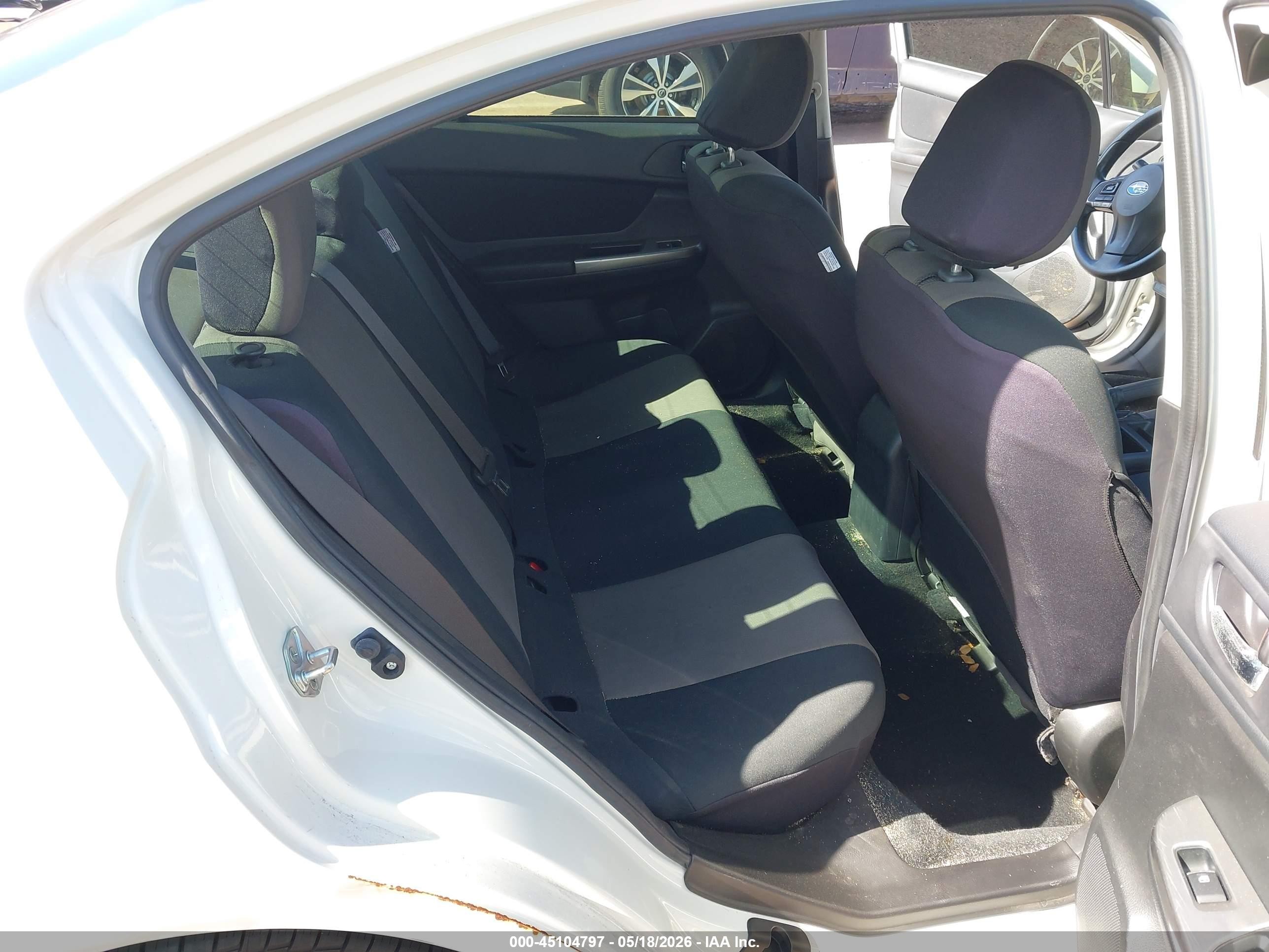 2015 Subaru Impreza 2.0i Premium White vin: JF1GJAC62FH009400
