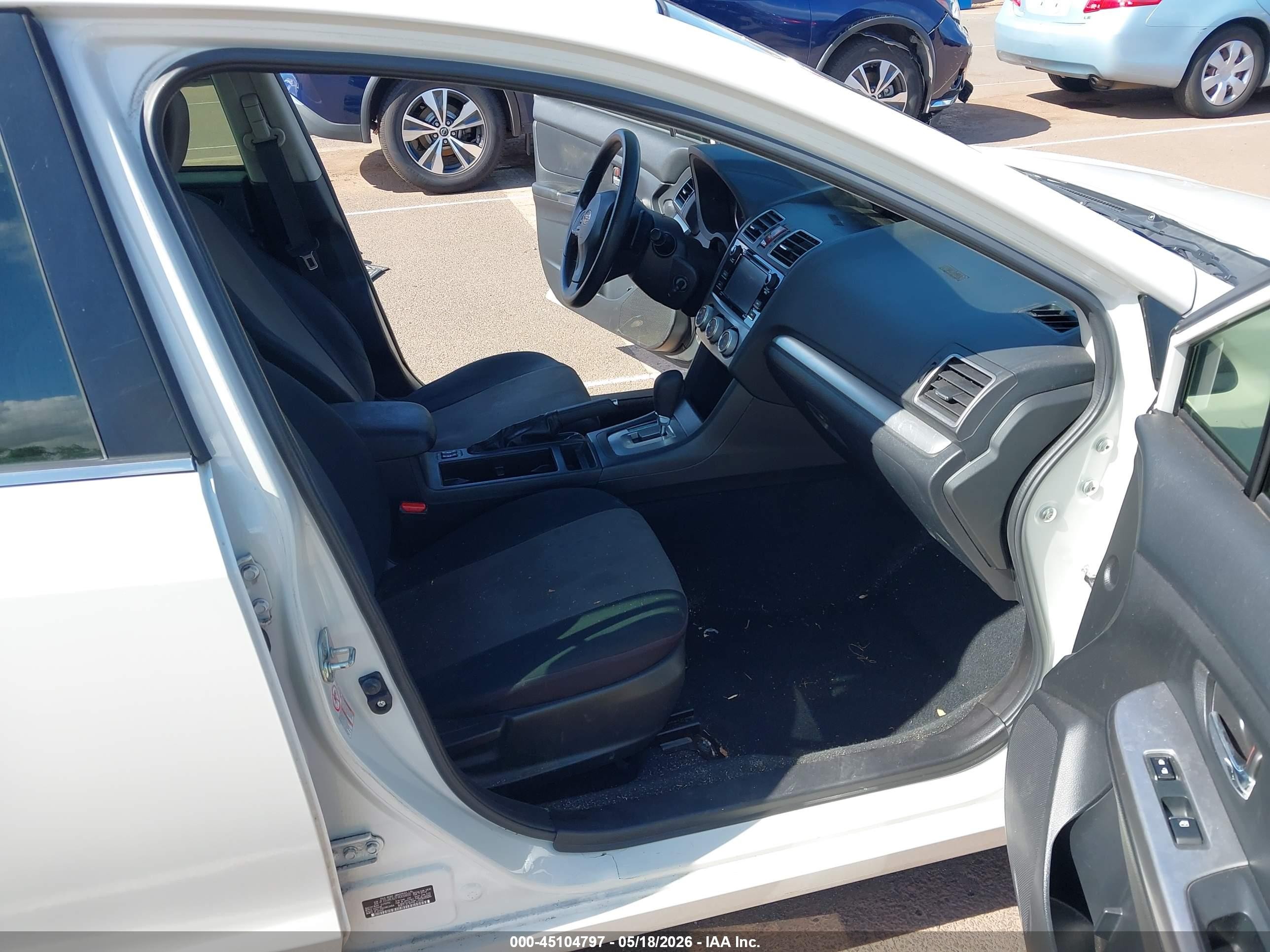 2015 Subaru Impreza 2.0i Premium White vin: JF1GJAC62FH009400