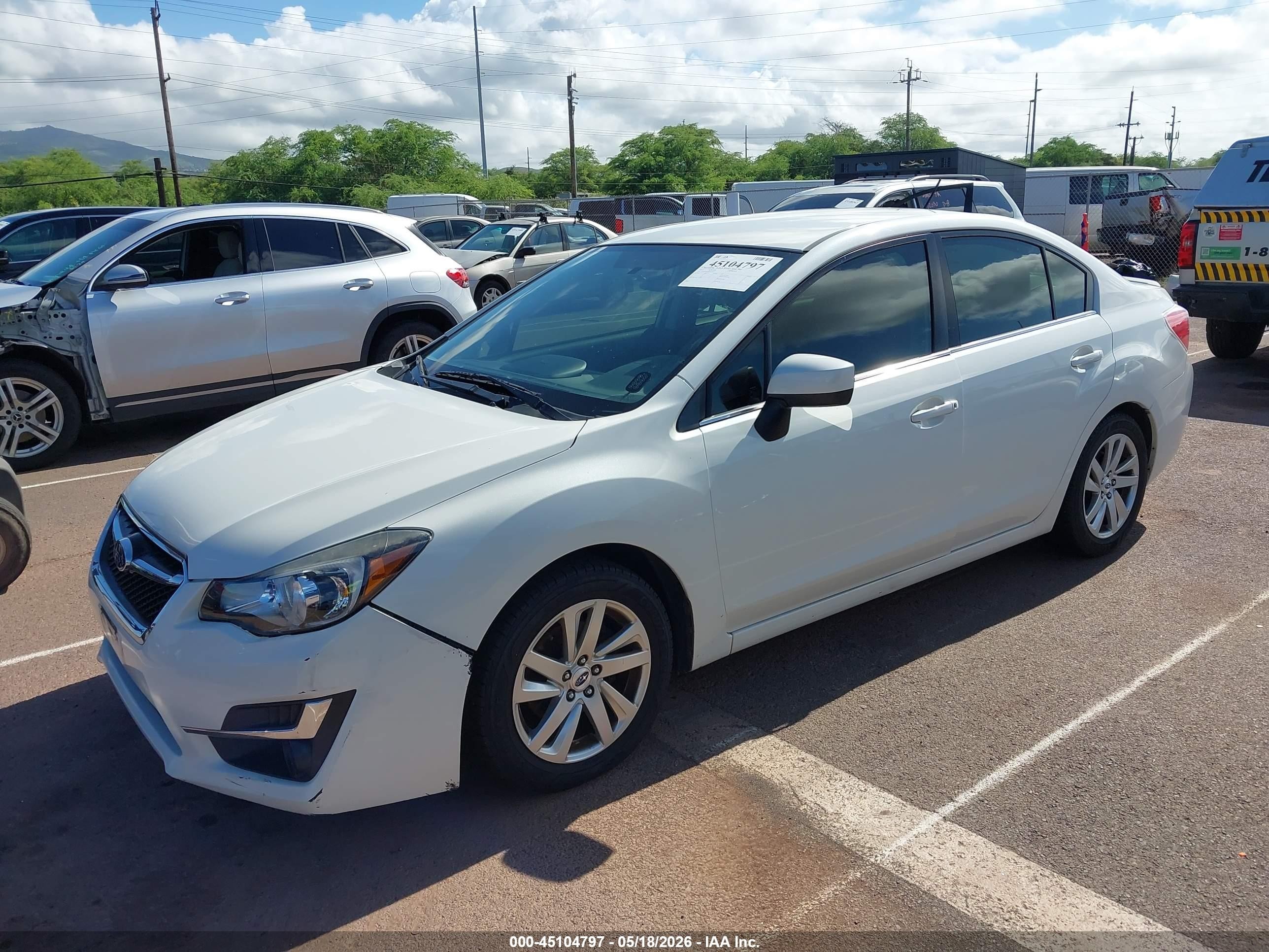 2015 Subaru Impreza 2.0i Premium White vin: JF1GJAC62FH009400