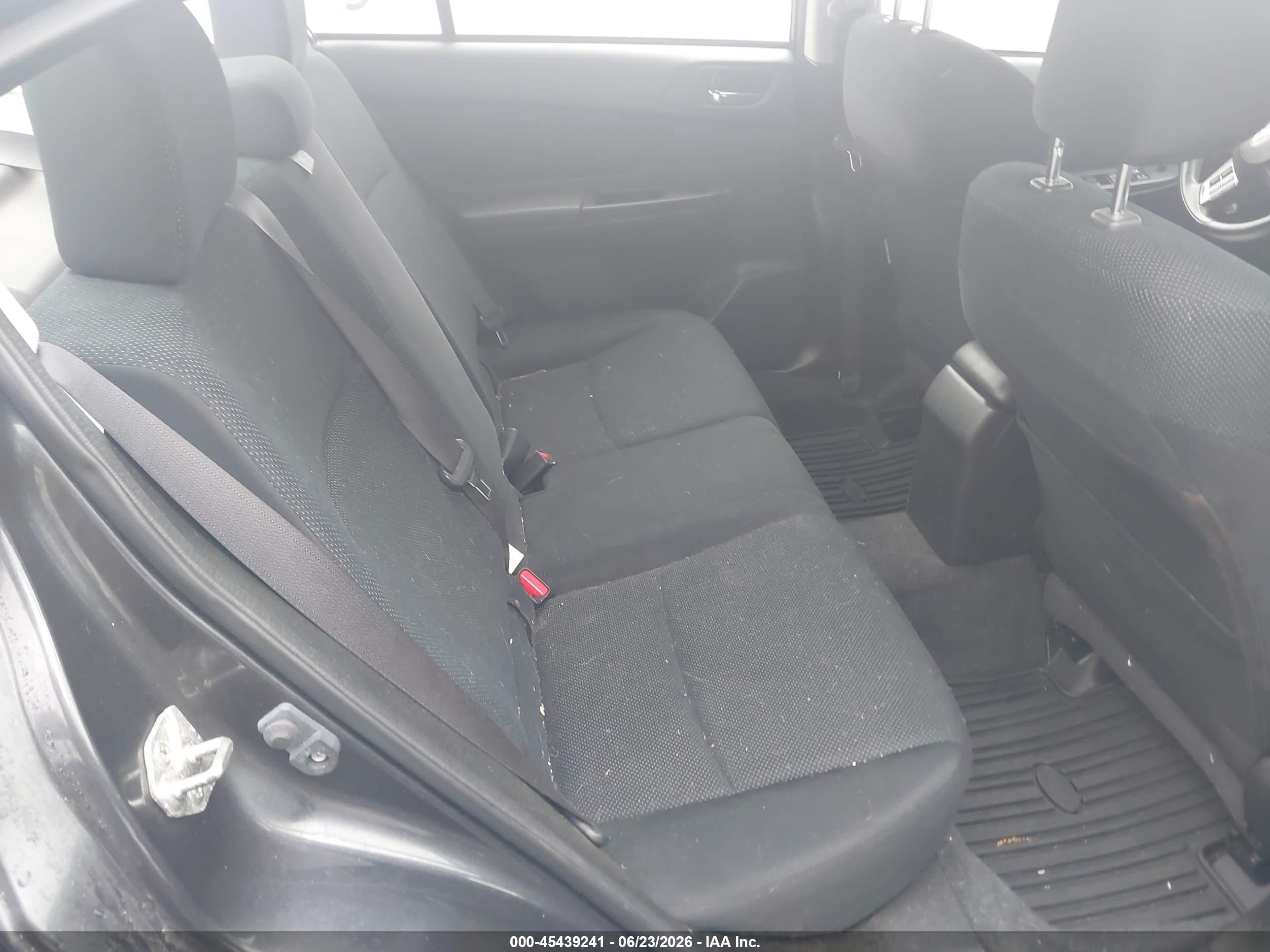 2013 Subaru Impreza 2.0i Premium Gray vin: JF1GJAC63DH020791