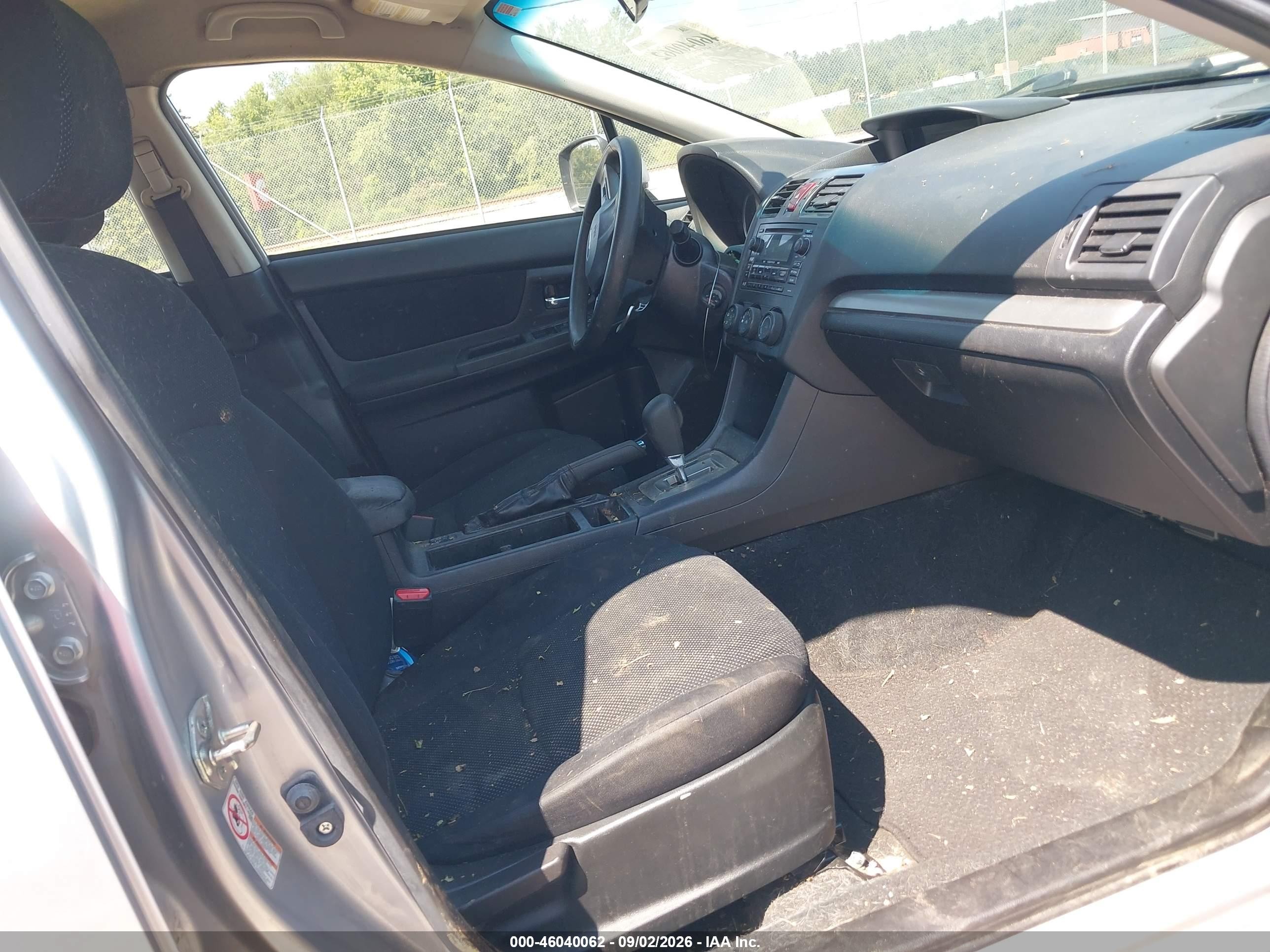 2014 Subaru Impreza 2.0i Premium Silver vin: JF1GJAC63EH021070