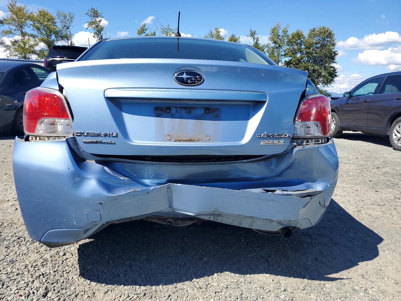 2012 Subaru Impreza Premium Blue vin: JF1GJAC64CH010642