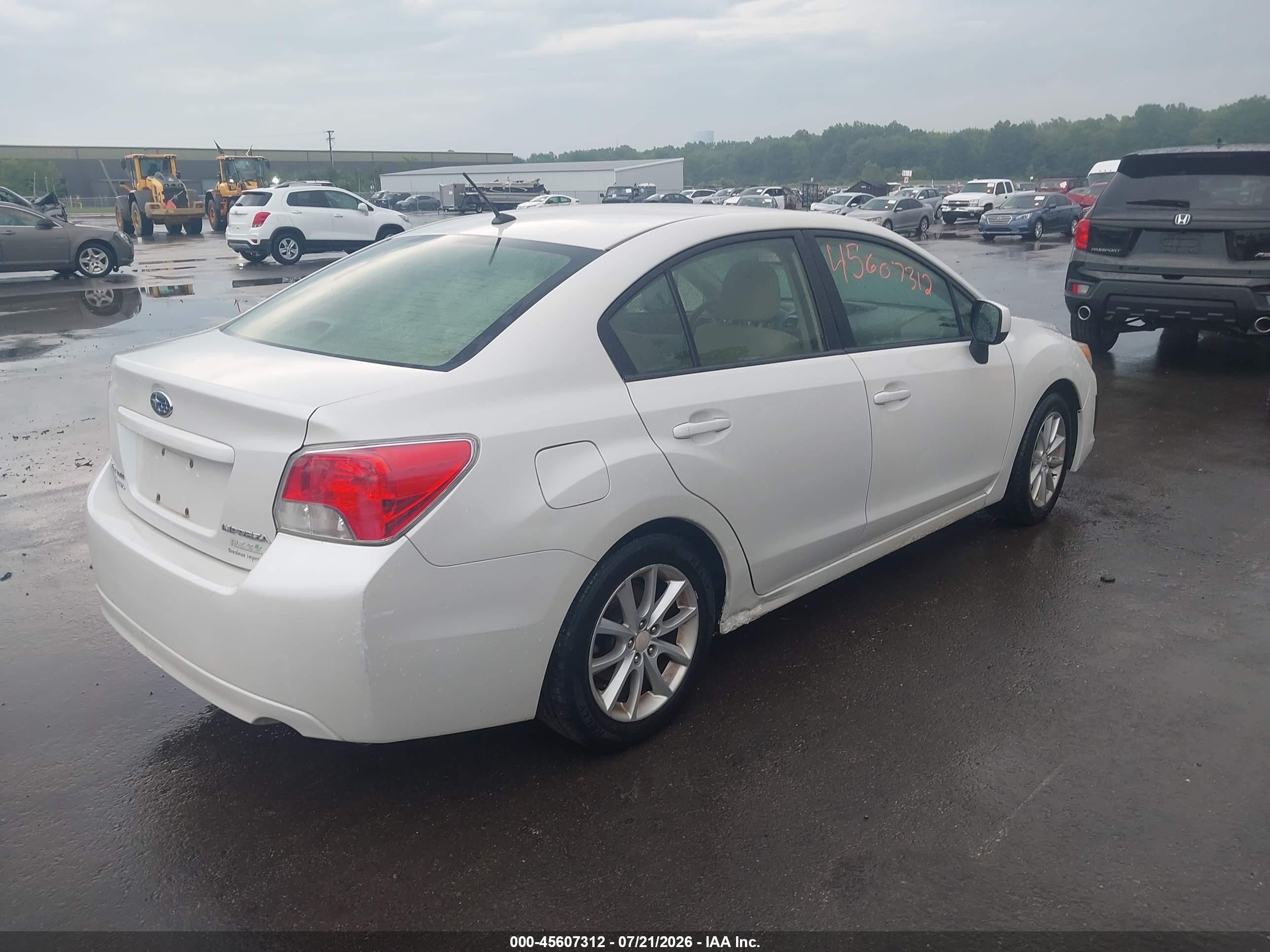 2013 Subaru Impreza 2.0i Premium White vin: JF1GJAC64DH028530