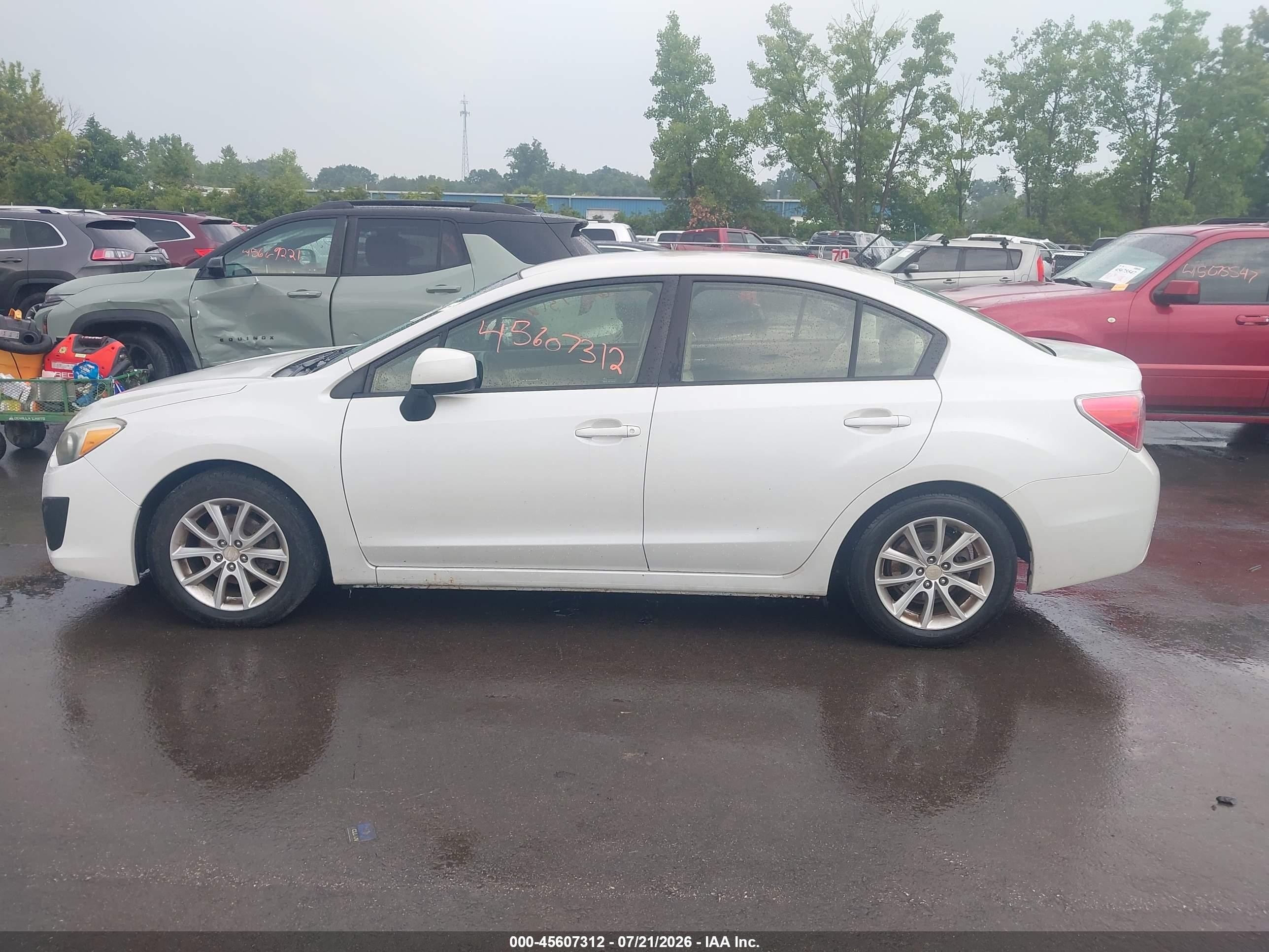 2013 Subaru Impreza 2.0i Premium White vin: JF1GJAC64DH028530