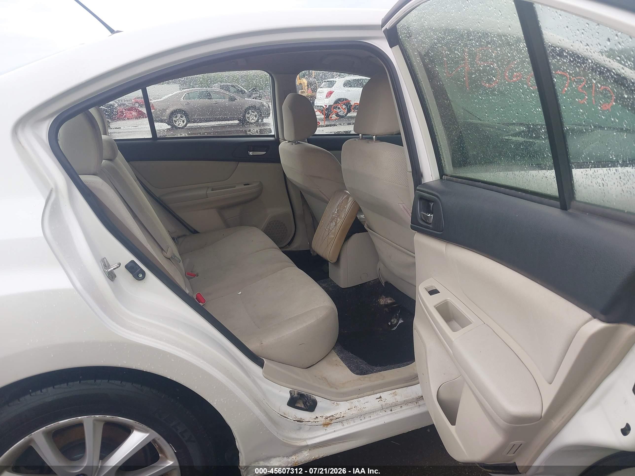 2013 Subaru Impreza 2.0i Premium White vin: JF1GJAC64DH028530