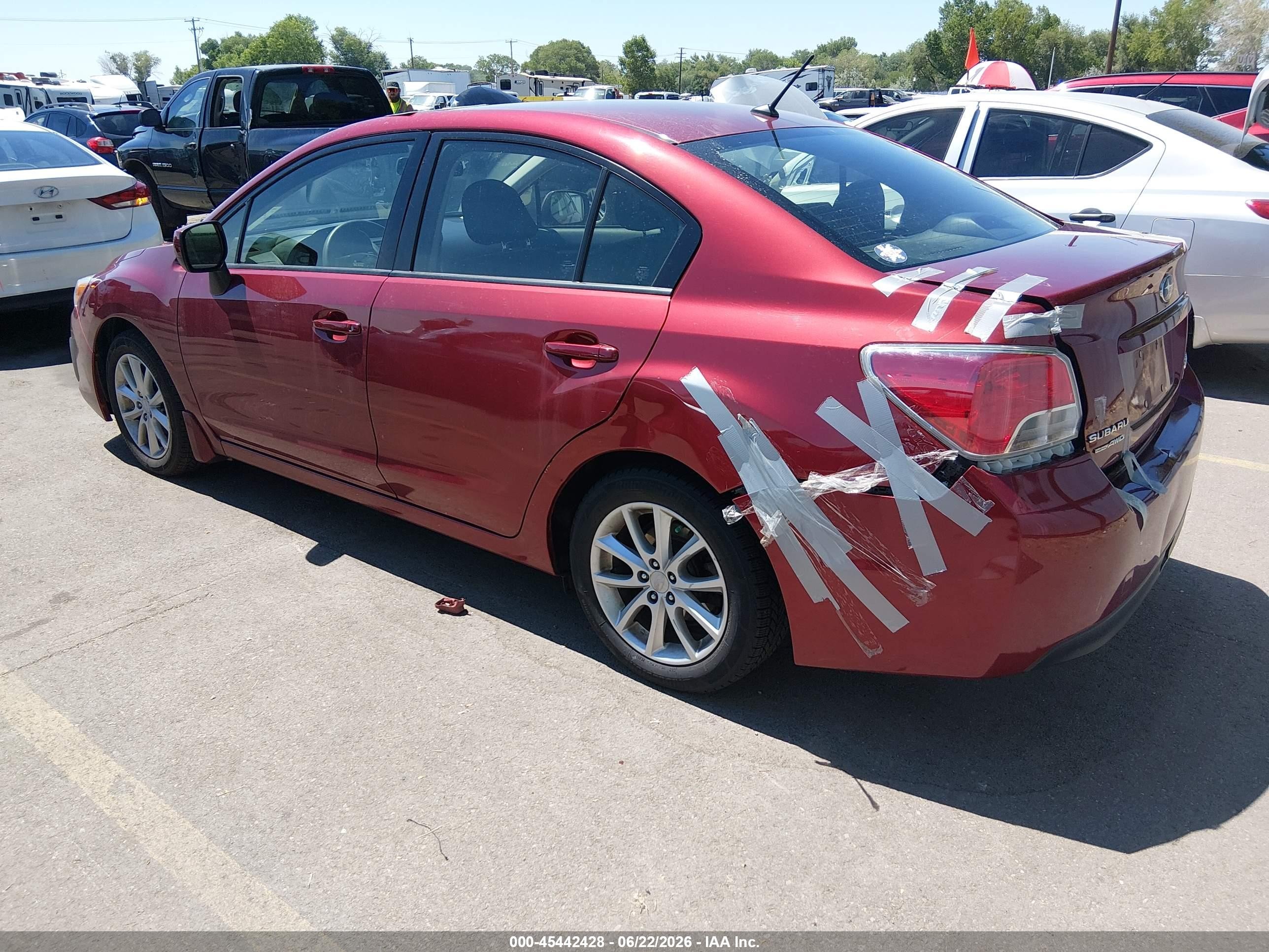 2014 Subaru Impreza 2.0i Premium Burgundy vin: JF1GJAC64EH012264
