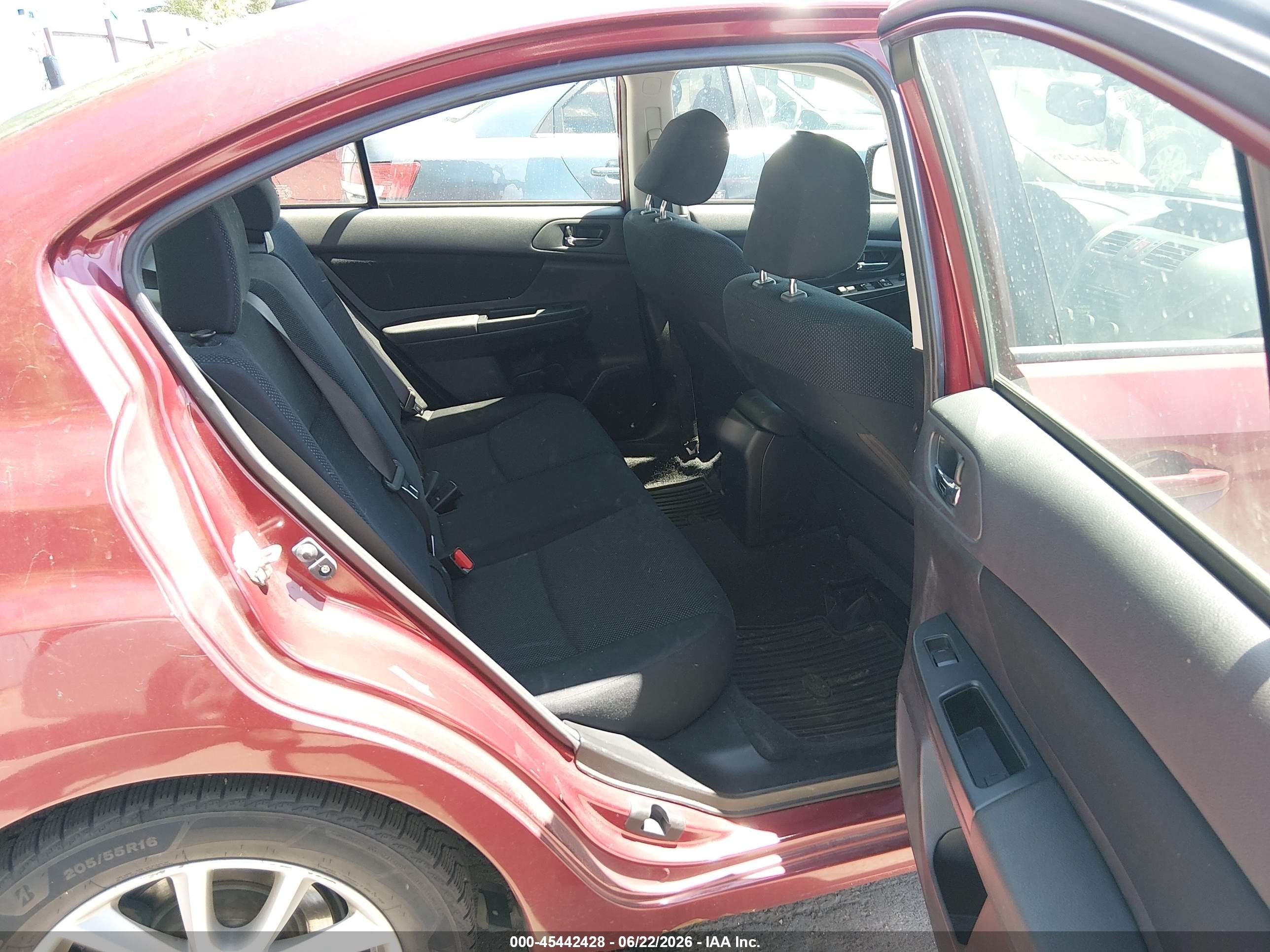 2014 Subaru Impreza 2.0i Premium Burgundy vin: JF1GJAC64EH012264