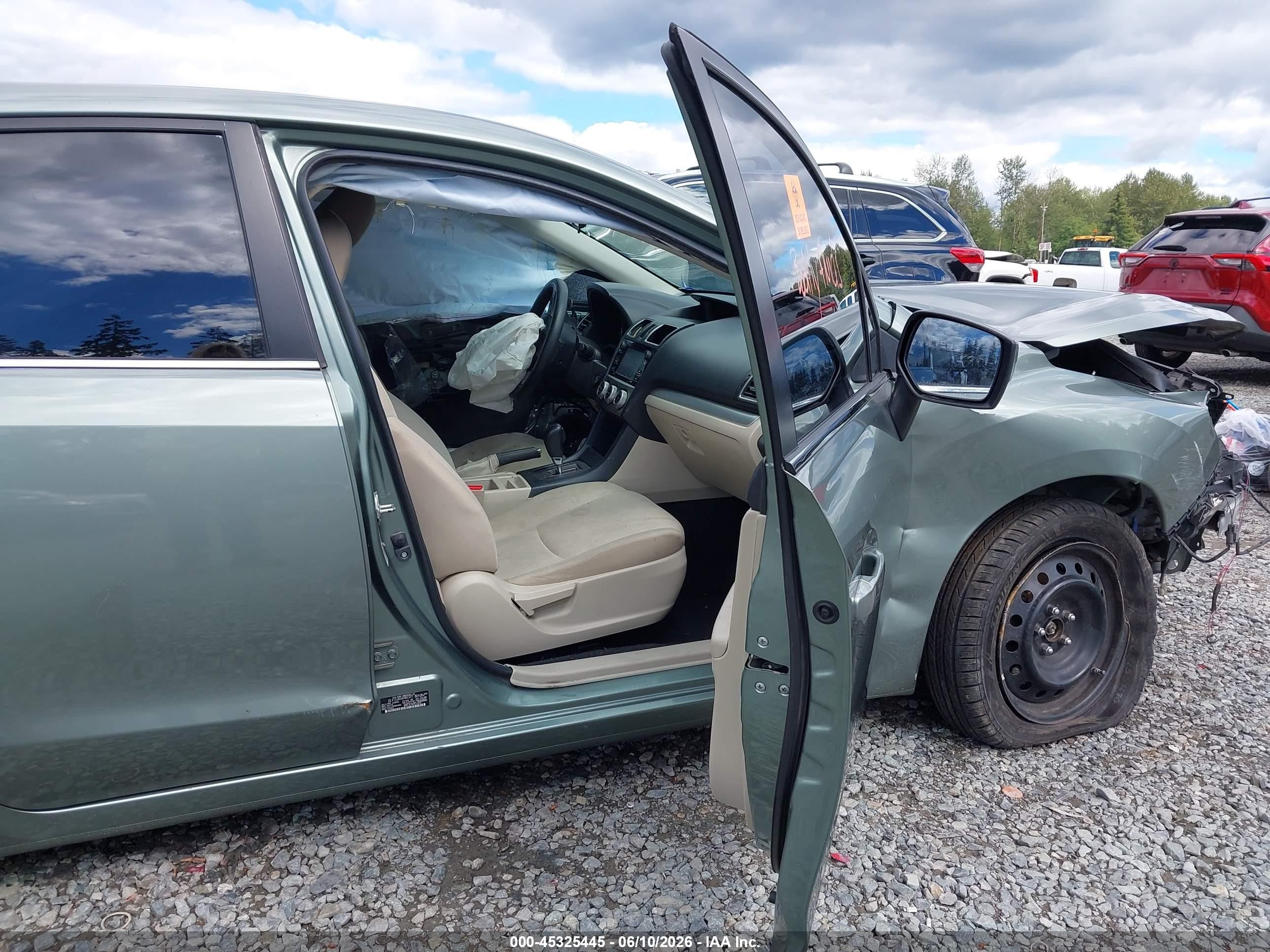 2015 Subaru Impreza 2.0i Premium Green vin: JF1GJAC64FH013271