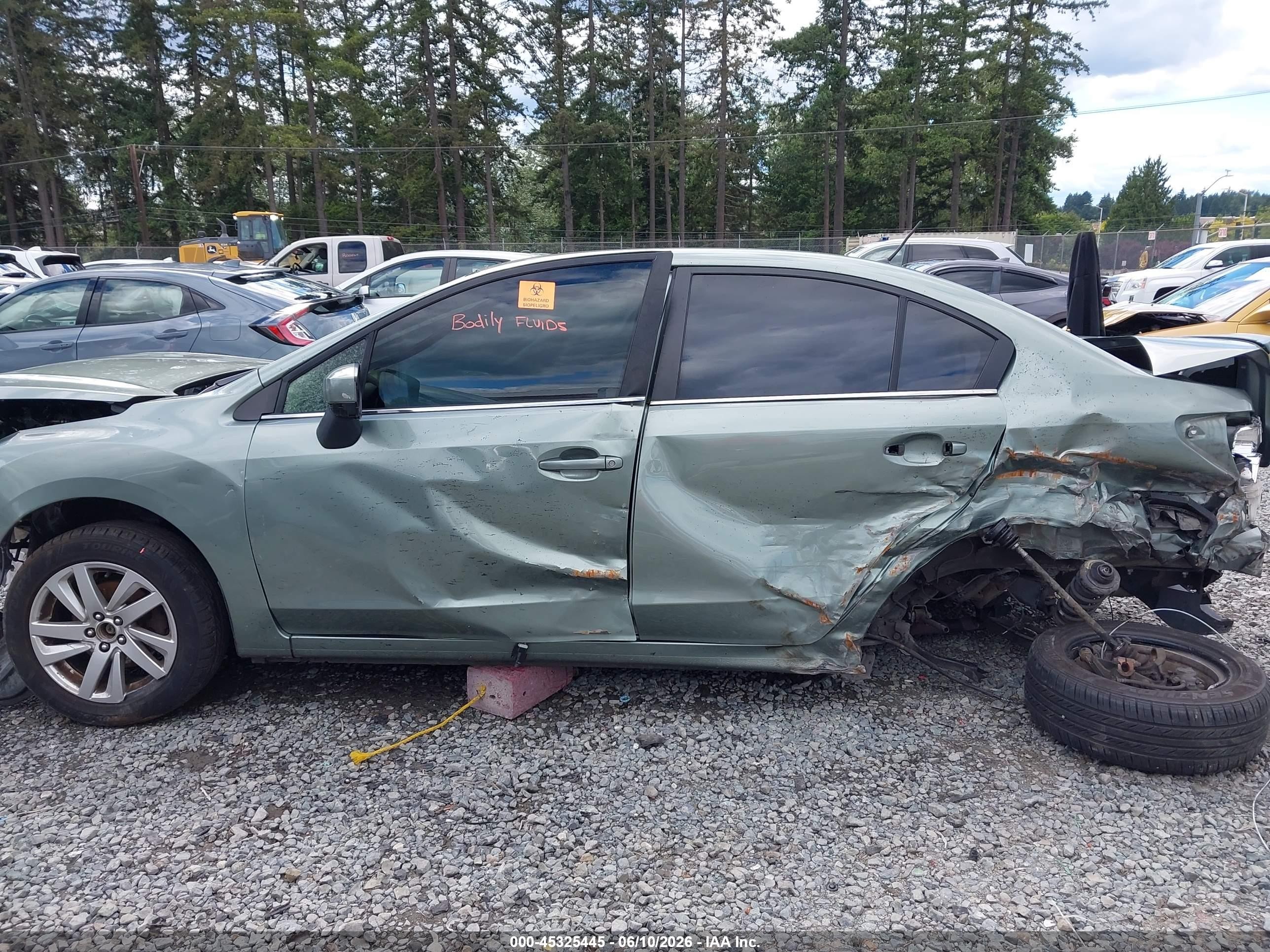 2015 Subaru Impreza 2.0i Premium Green vin: JF1GJAC64FH013271