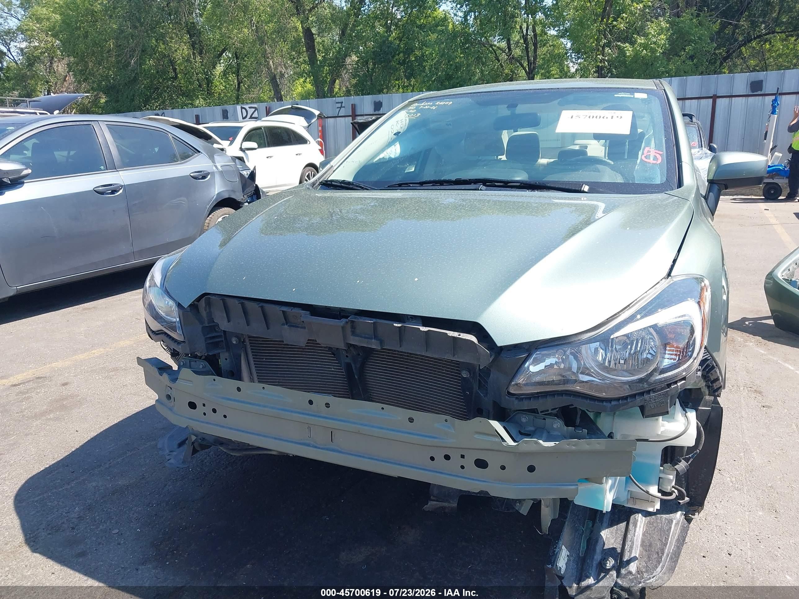 2015 Subaru Impreza 2.0i Premium Зеленый vin: JF1GJAC64FH024013