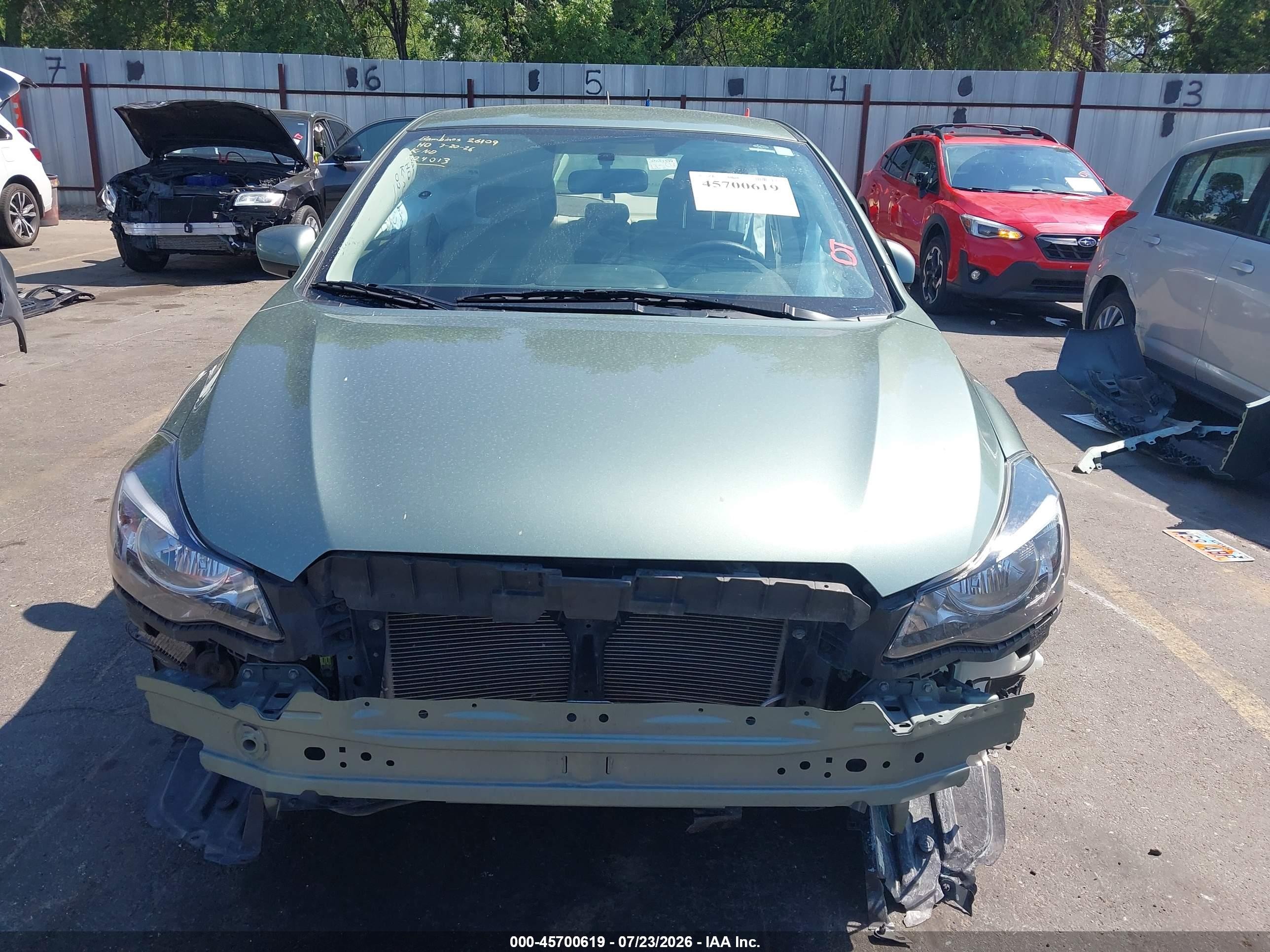 2015 Subaru Impreza 2.0i Premium Зеленый vin: JF1GJAC64FH024013
