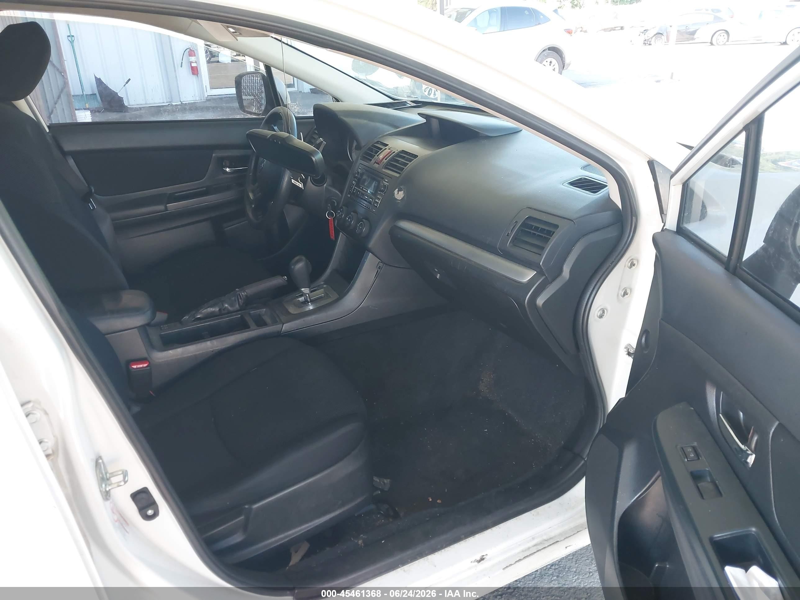 2014 Subaru Impreza 2.0i Premium White vin: JF1GJAC65EH024648