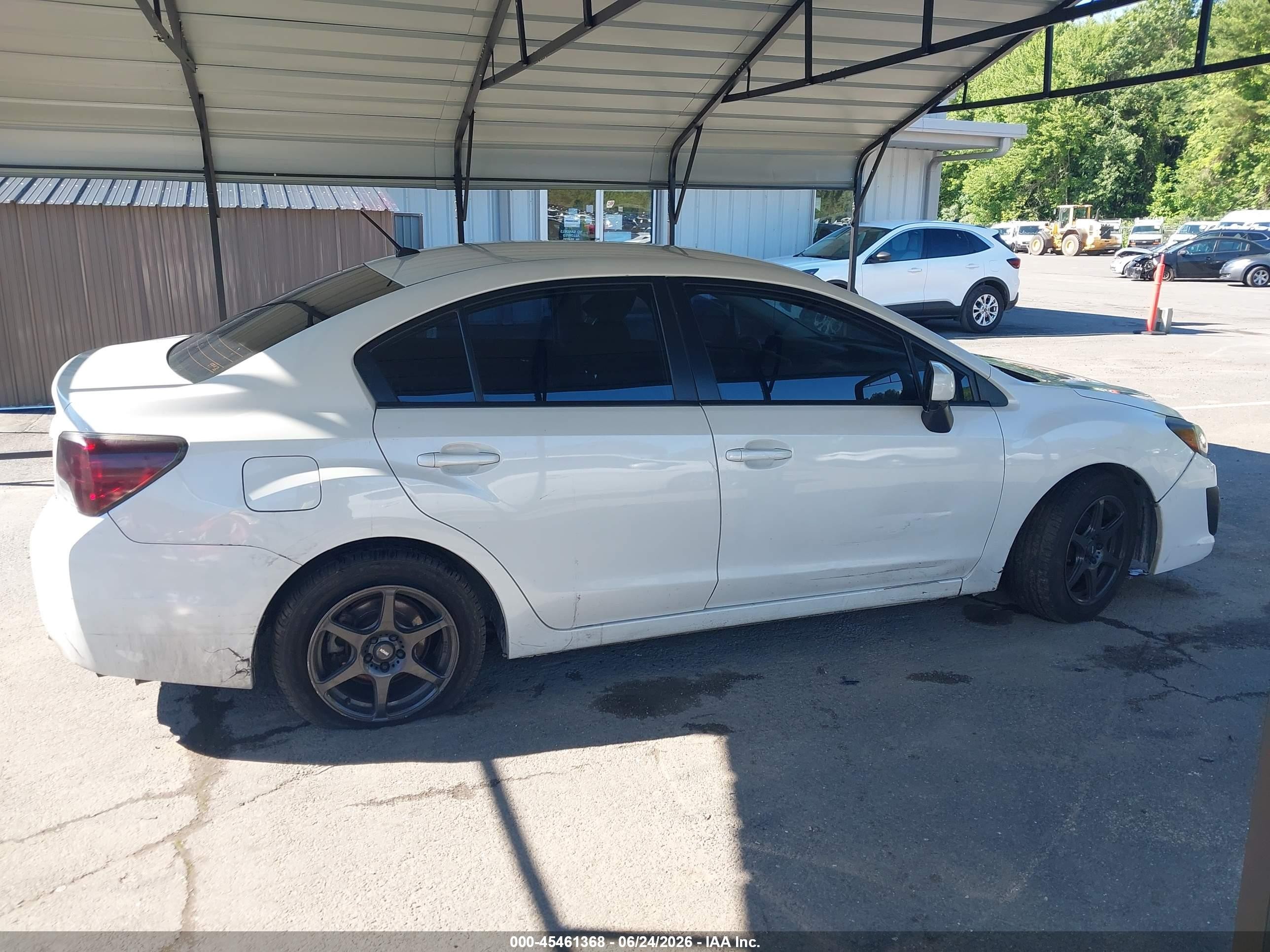 2014 Subaru Impreza 2.0i Premium White vin: JF1GJAC65EH024648