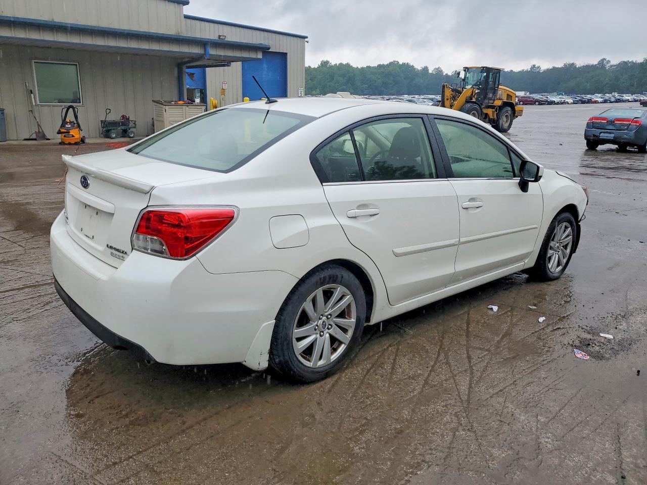 2015 Subaru Impreza Premium White vin: JF1GJAC65FH024750