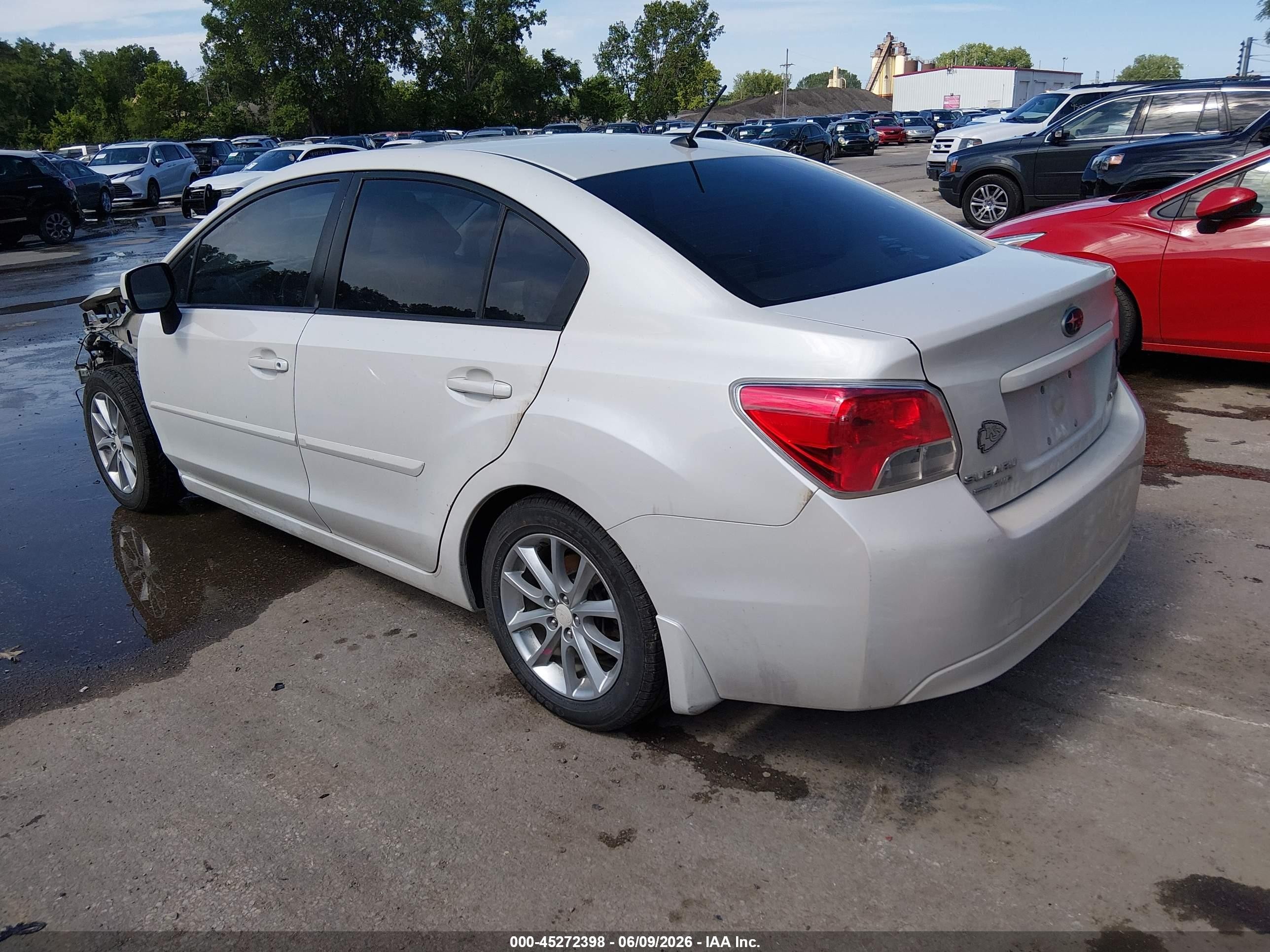 2012 Subaru Impreza 2.0i Premium White vin: JF1GJAC66CH009072